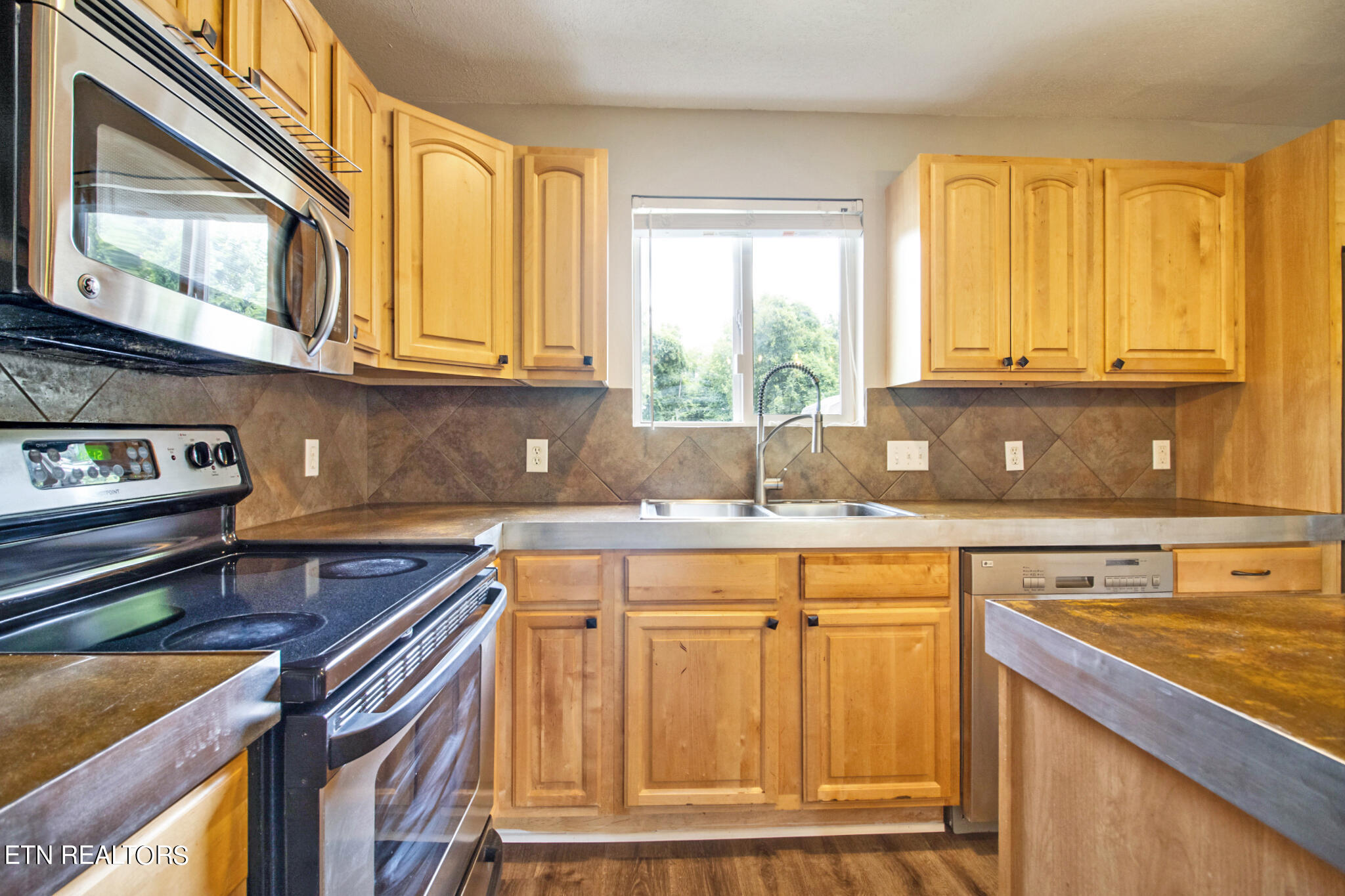 201 Eagleton Rd