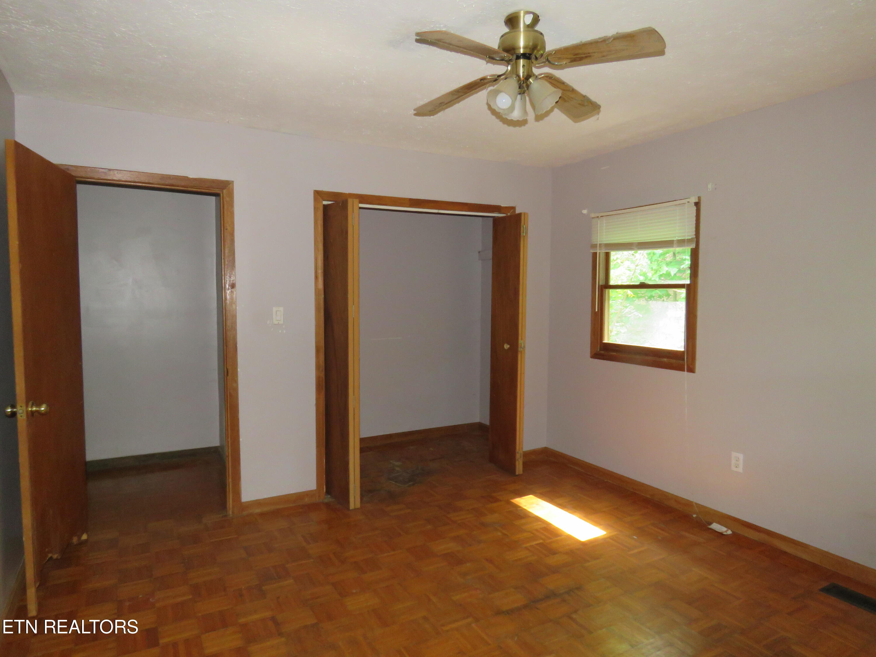 456 Tackett Loop