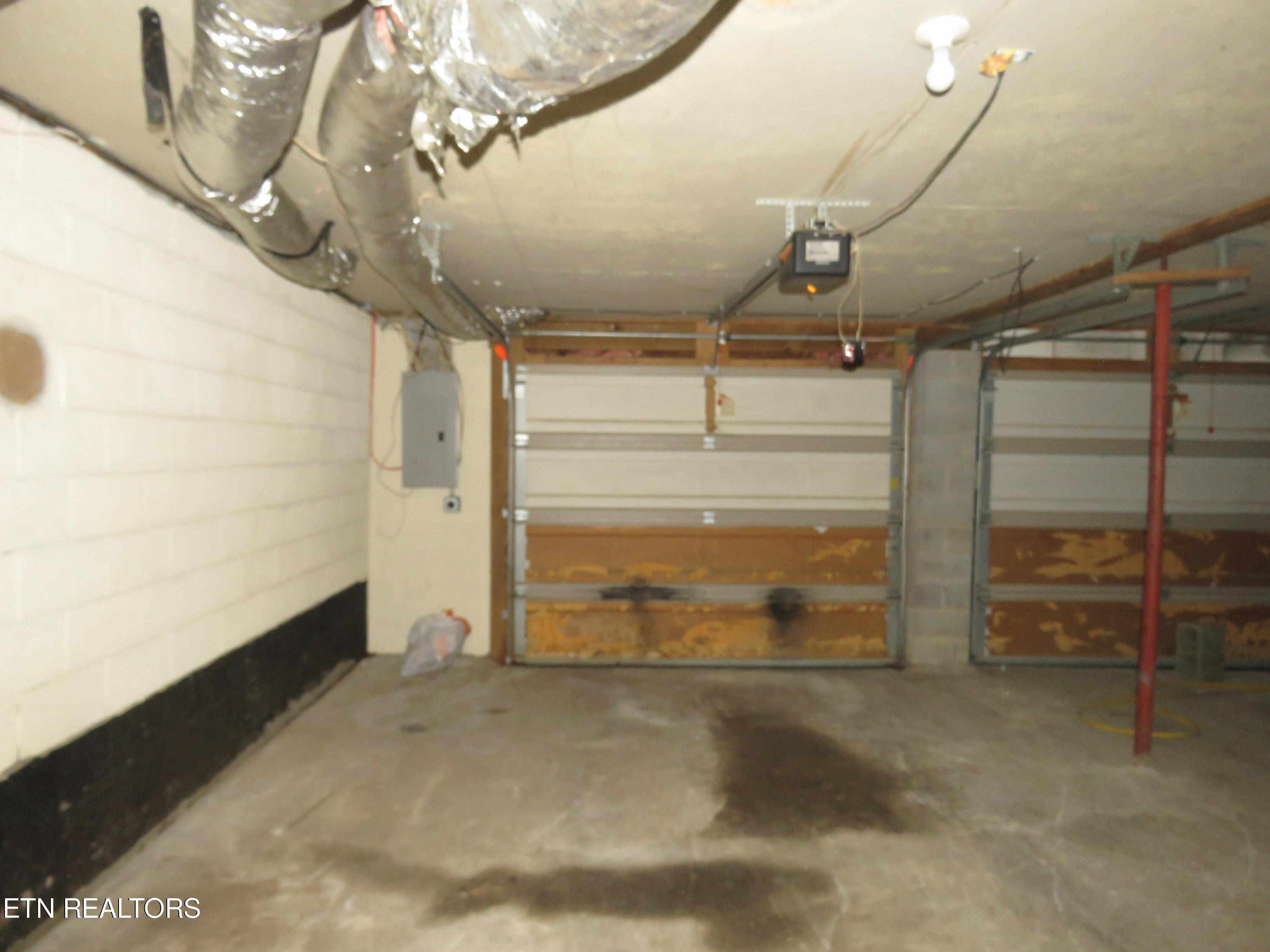 456 Tackett Loop