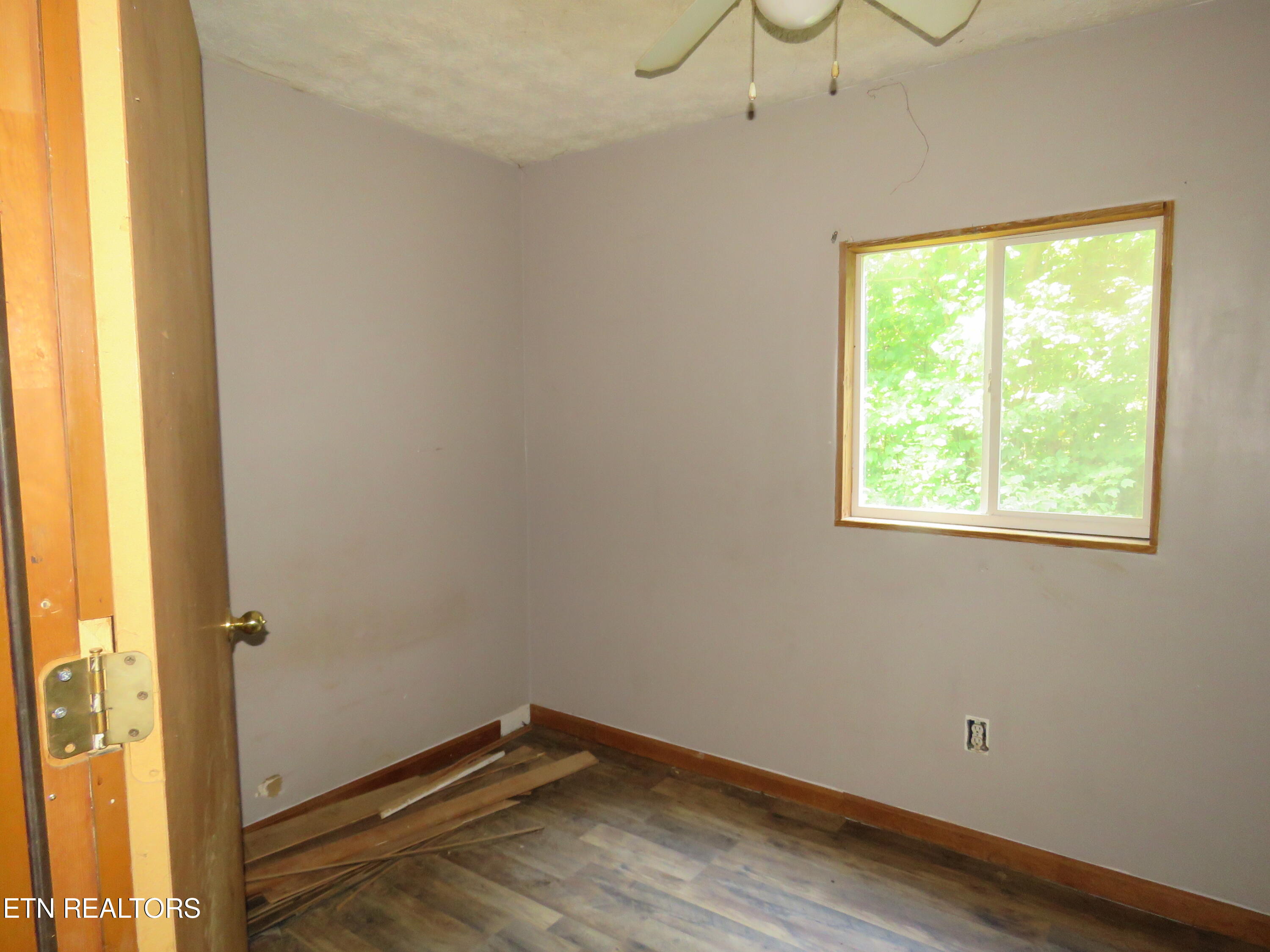 456 Tackett Loop