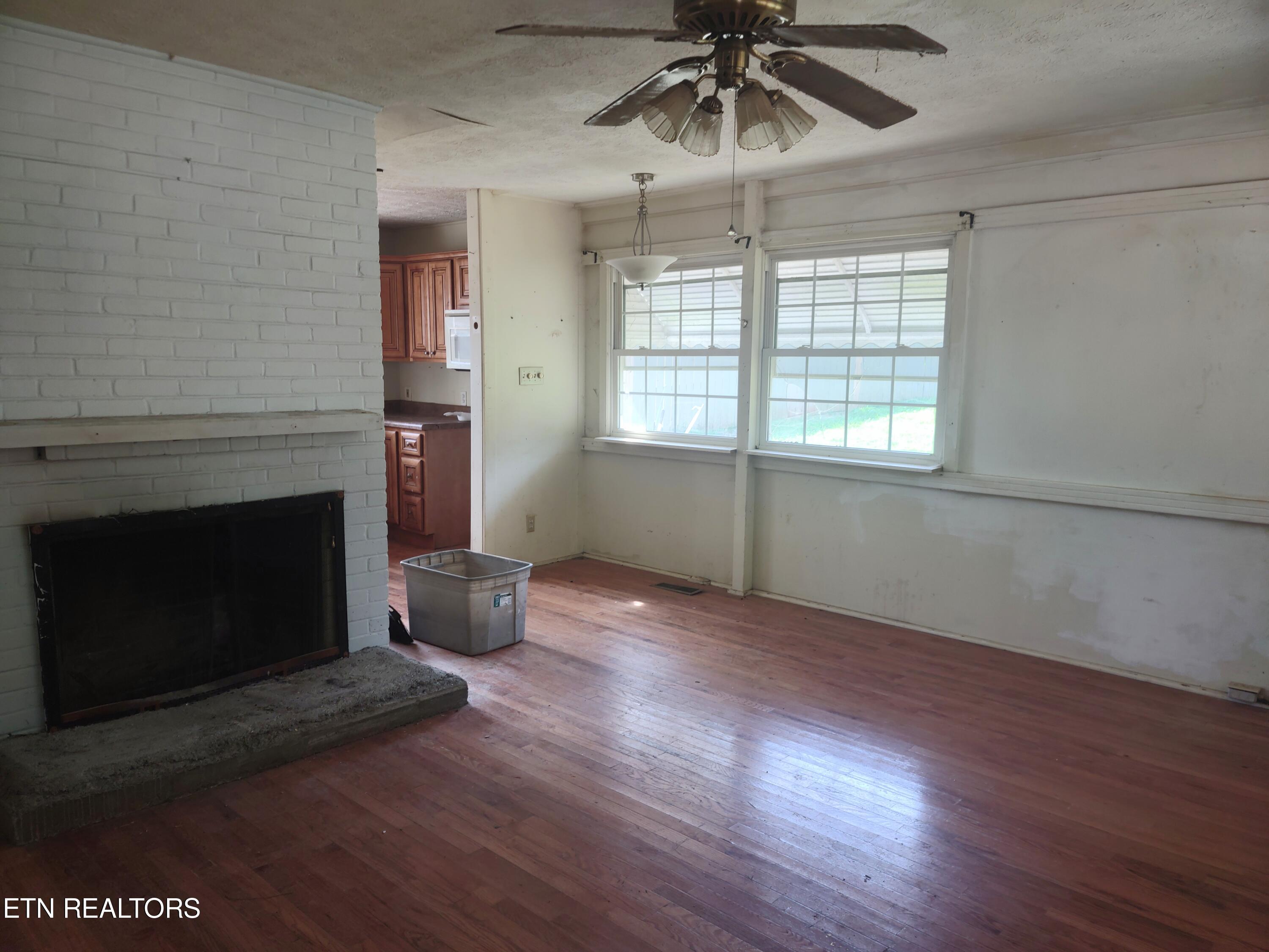 242 Vermont Ave