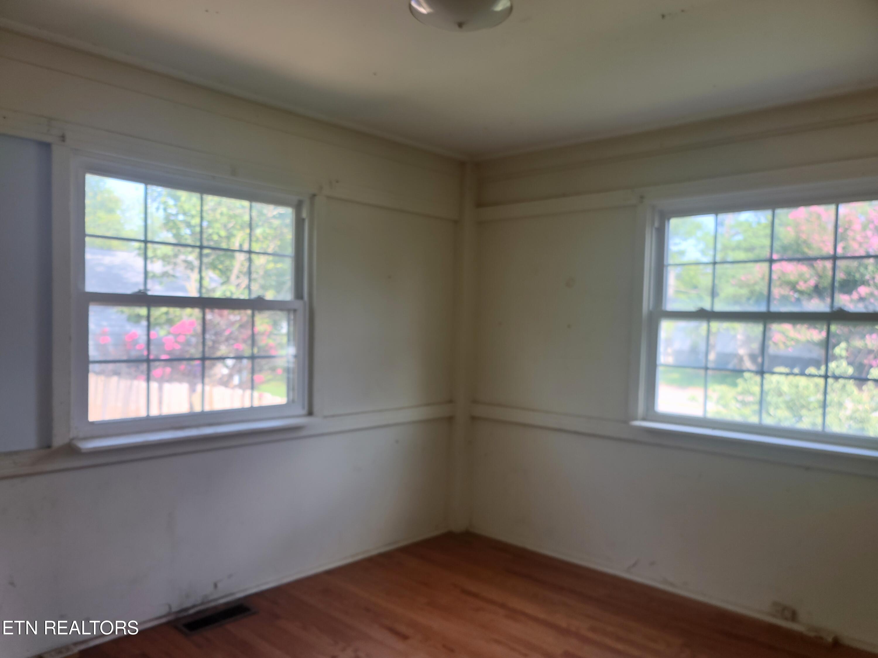 242 Vermont Ave