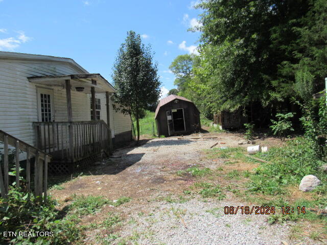 480 Russell Hill Road - Off Rd