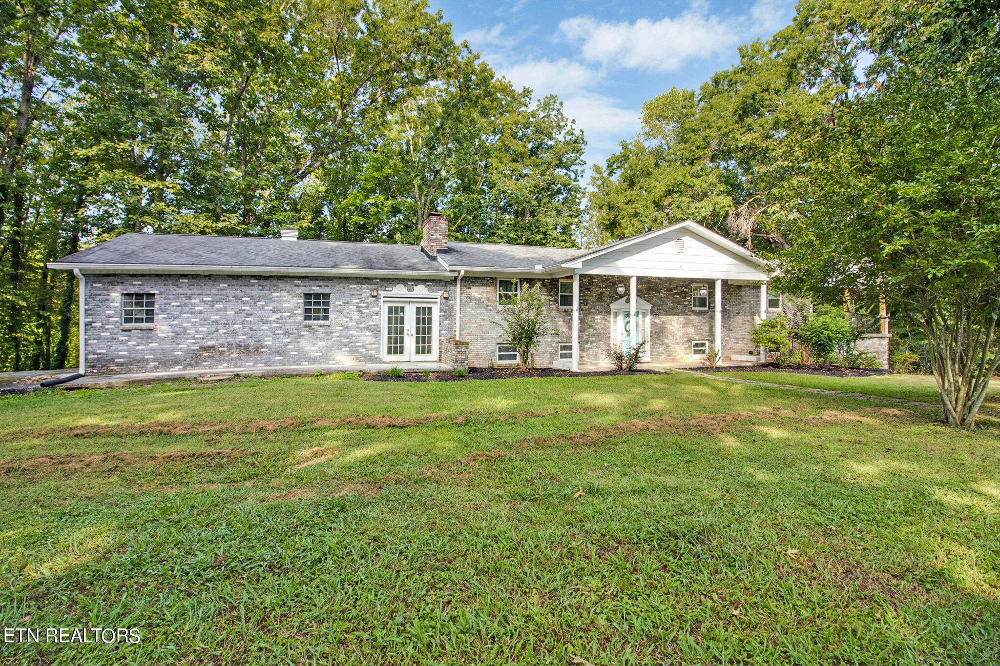 155 Edgewood Heights Lane