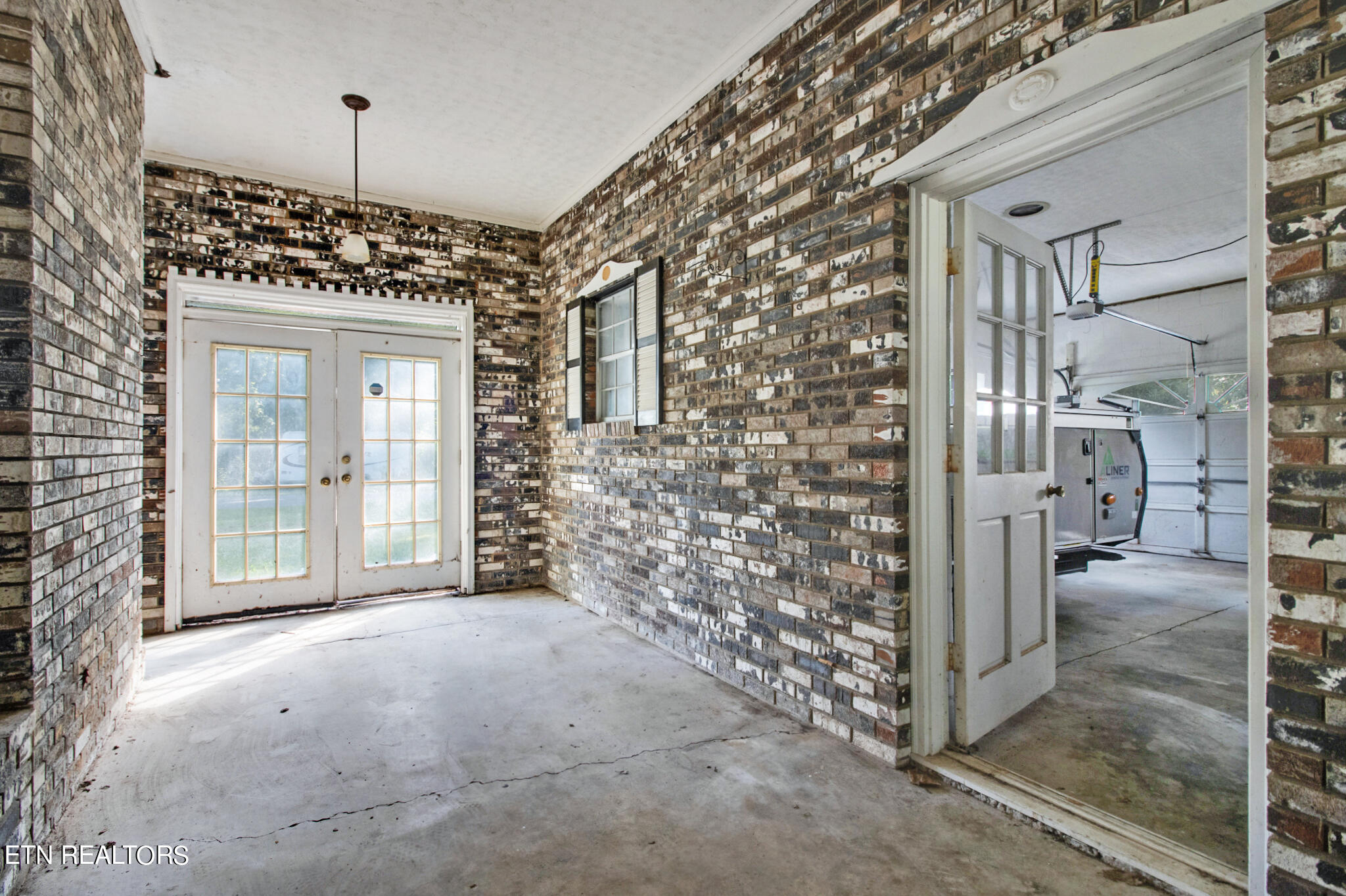 155 Edgewood Heights Lane