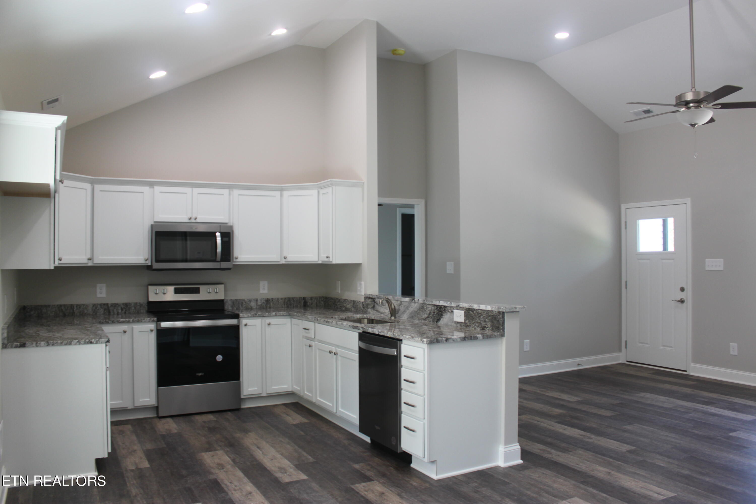 229 Edgewood Ave