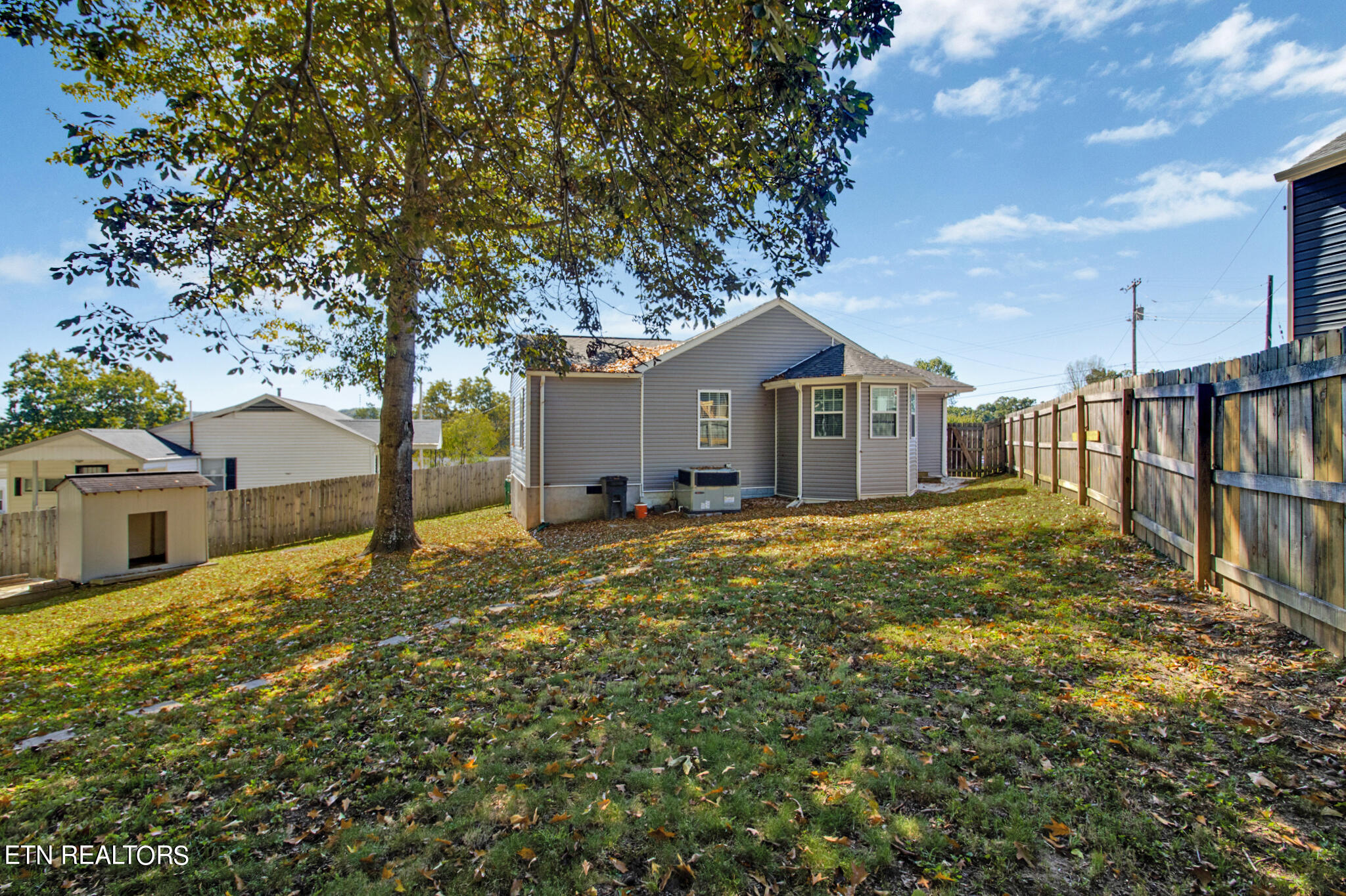 350 Jefferson Ave