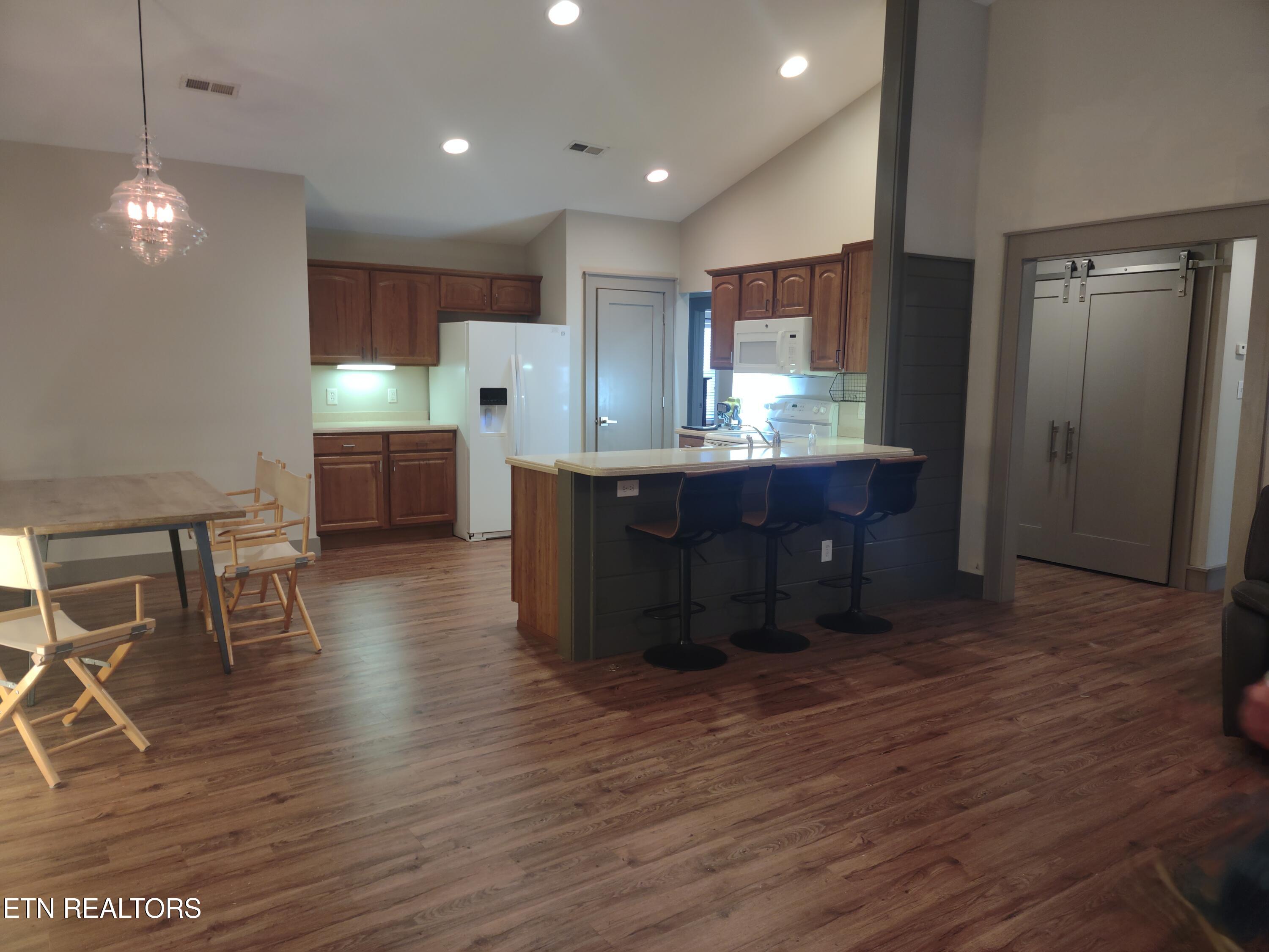 8836 Carriage House Way