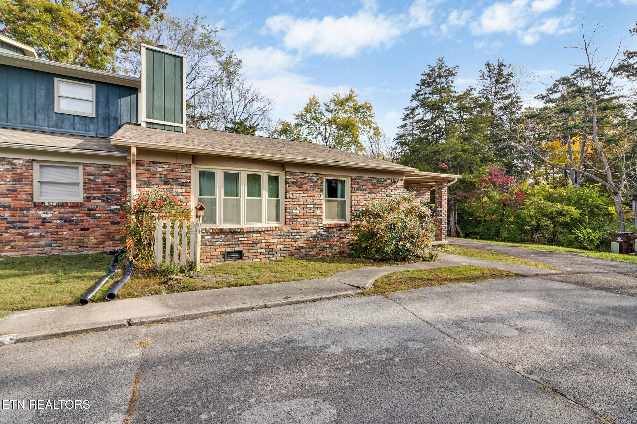 104 Hampshire Circle