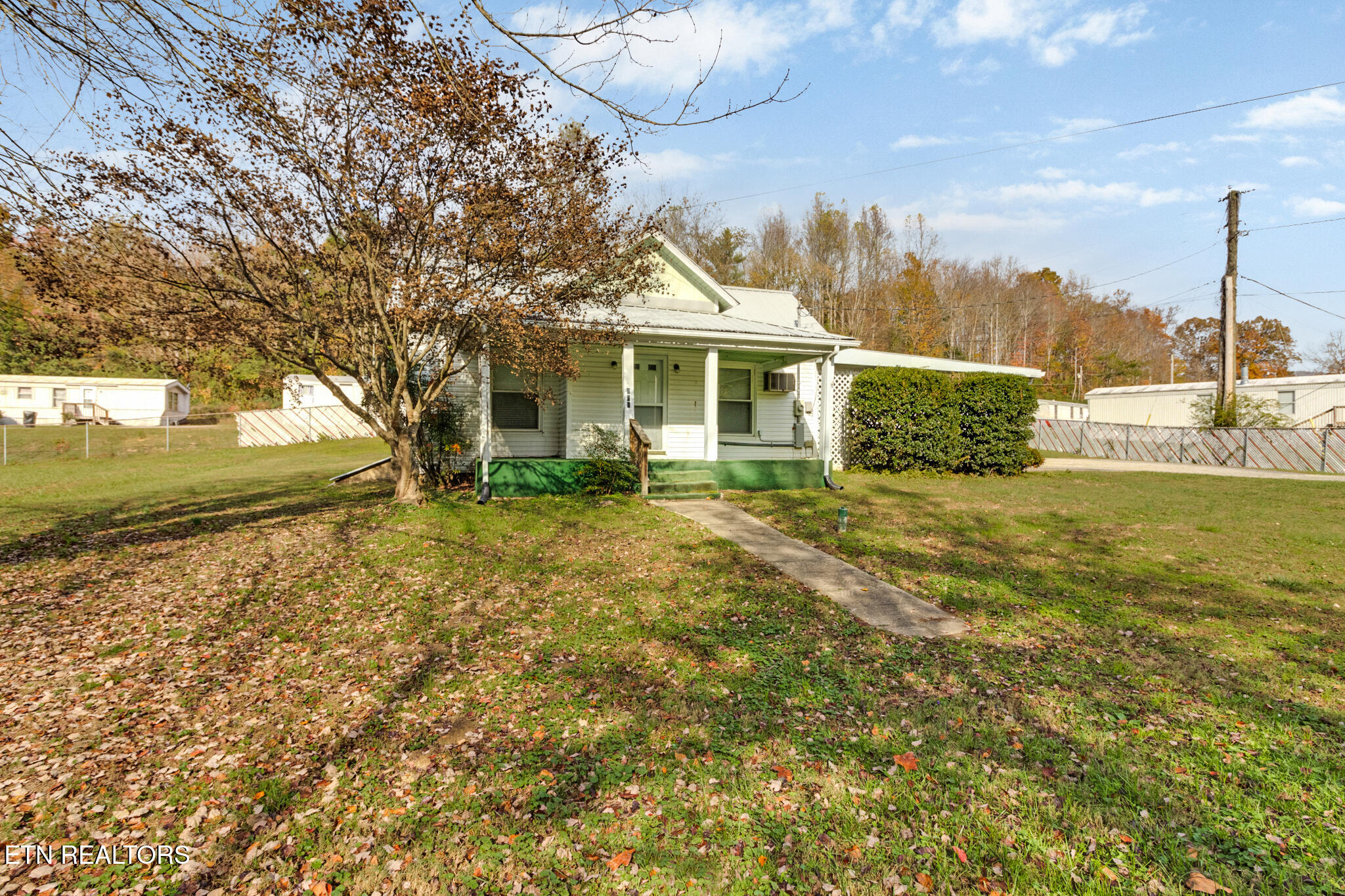 901 Cemetery Rd