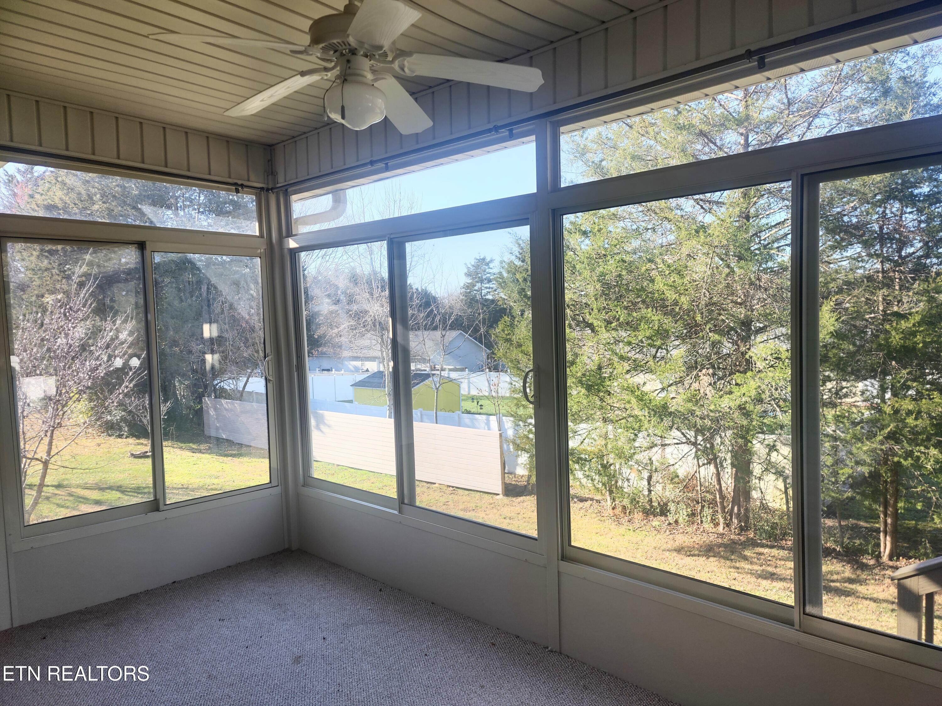 709 Mountainoak Lane