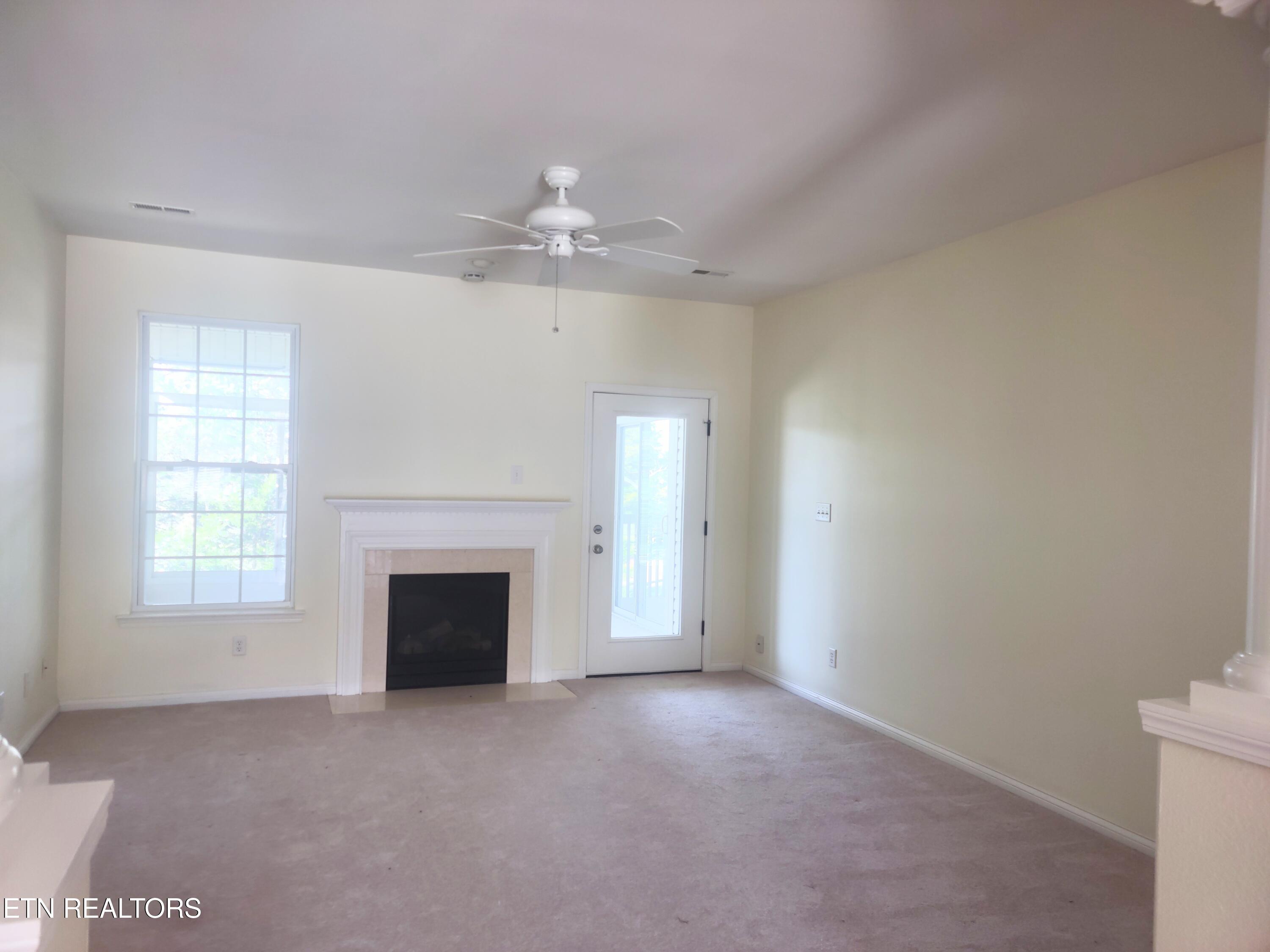 709 Mountainoak Lane