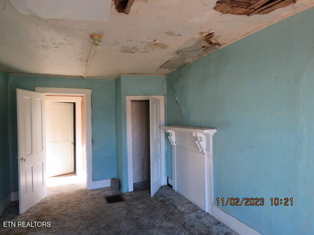 302 East St