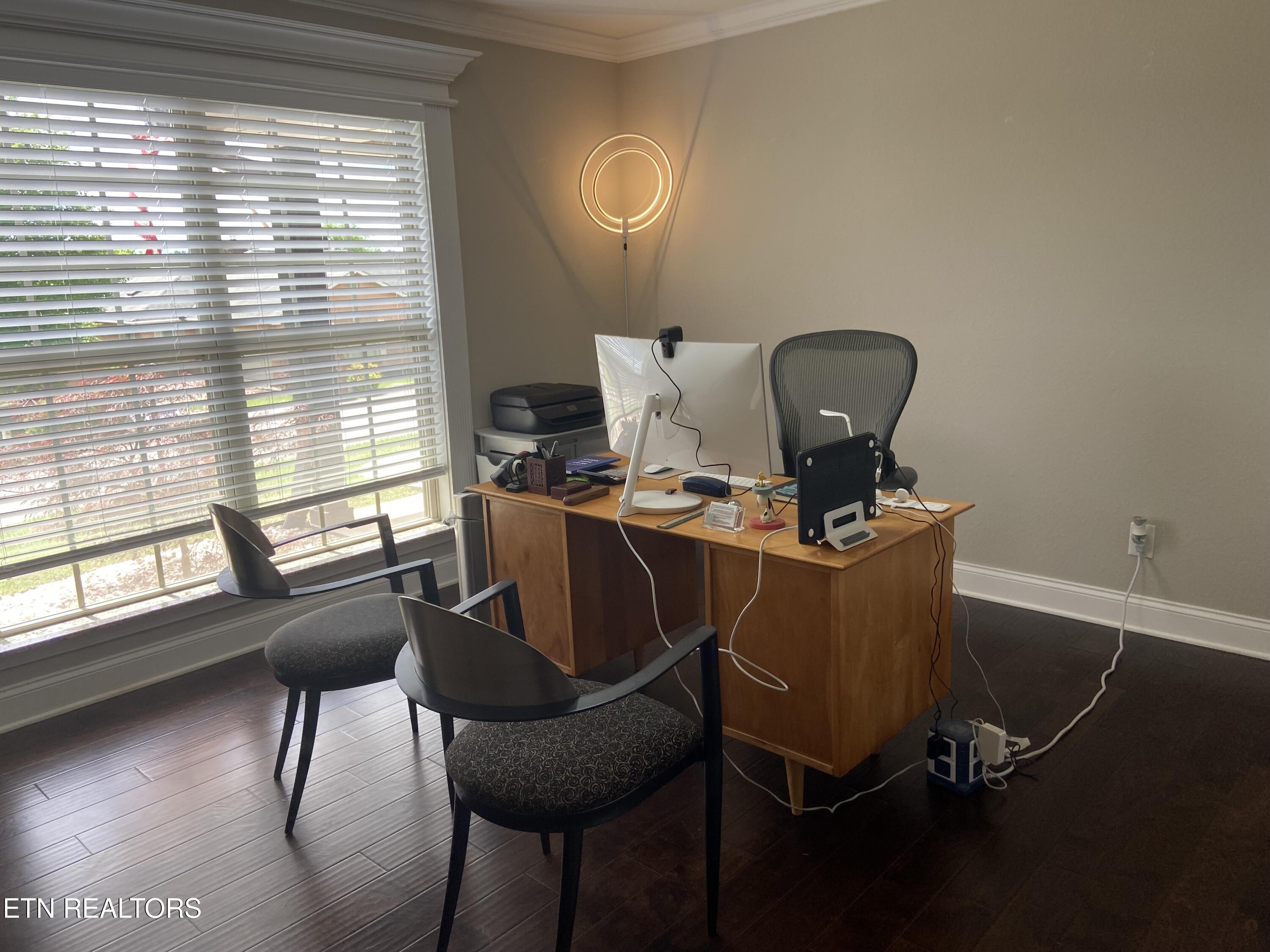 819 Royal View Drive