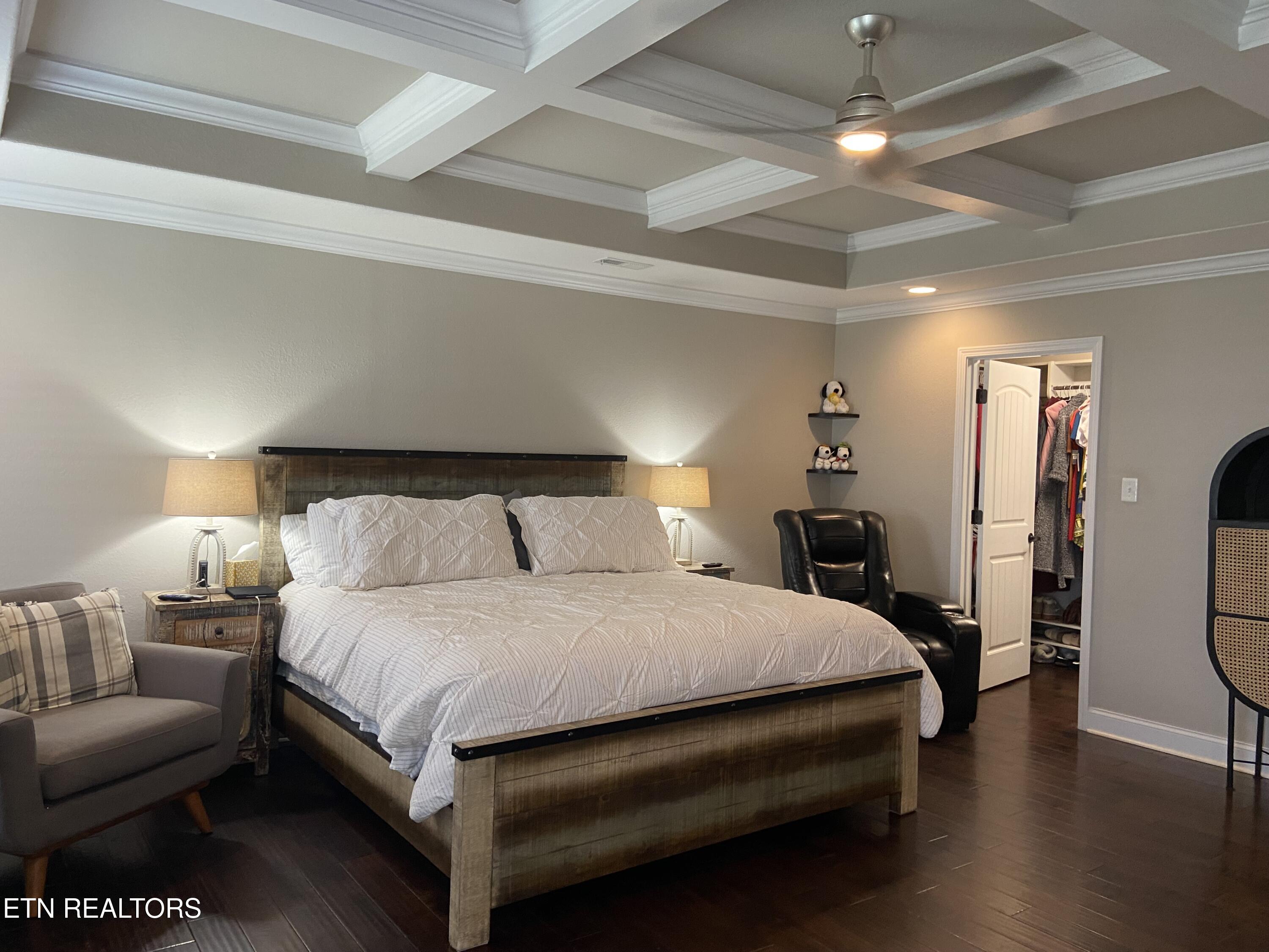 819 Royal View Drive