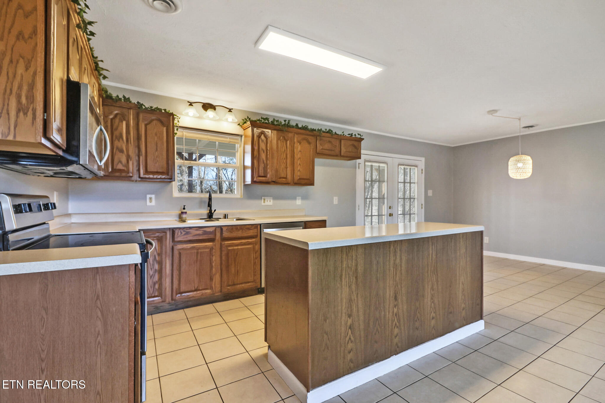 126 Lynwood Lane