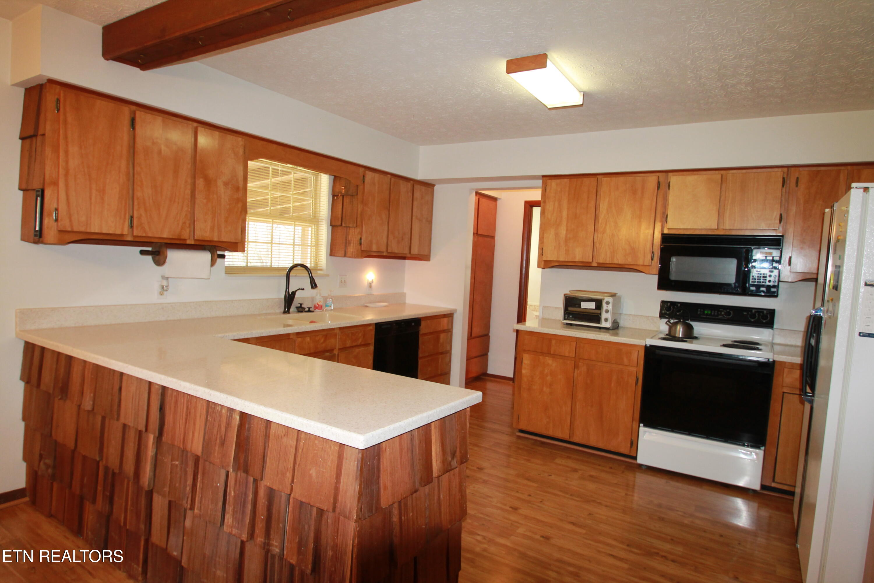 400 Alderville Rd