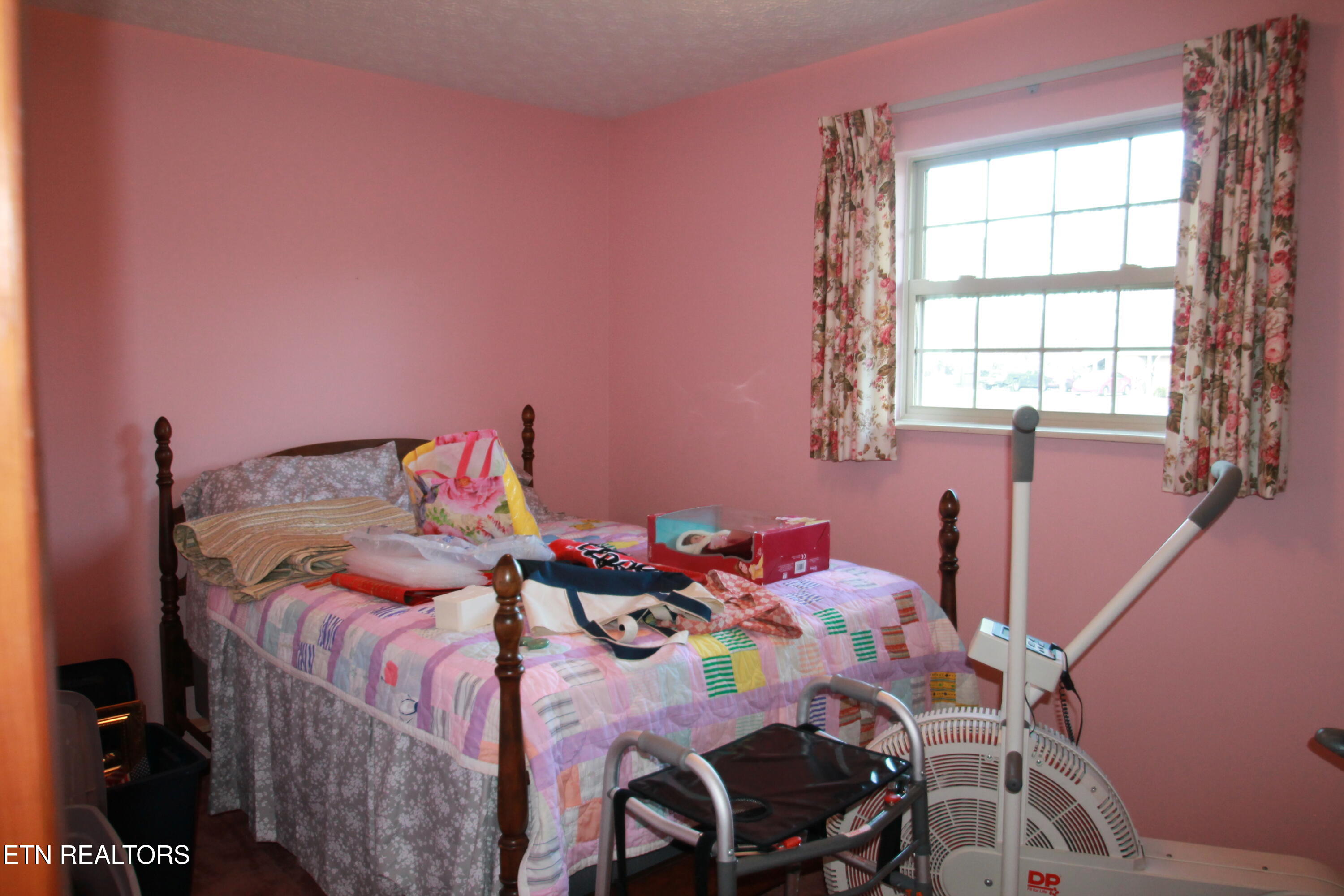 400 Alderville Rd