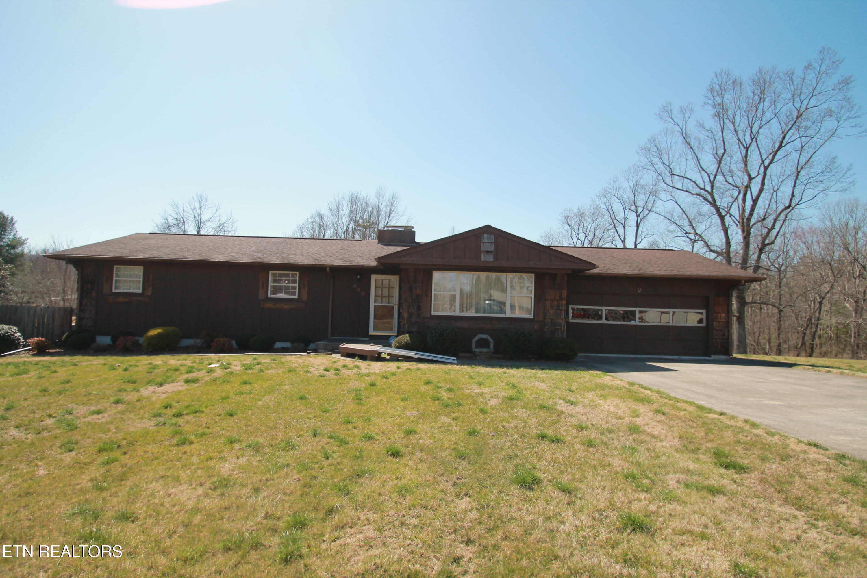400 Alderville Rd