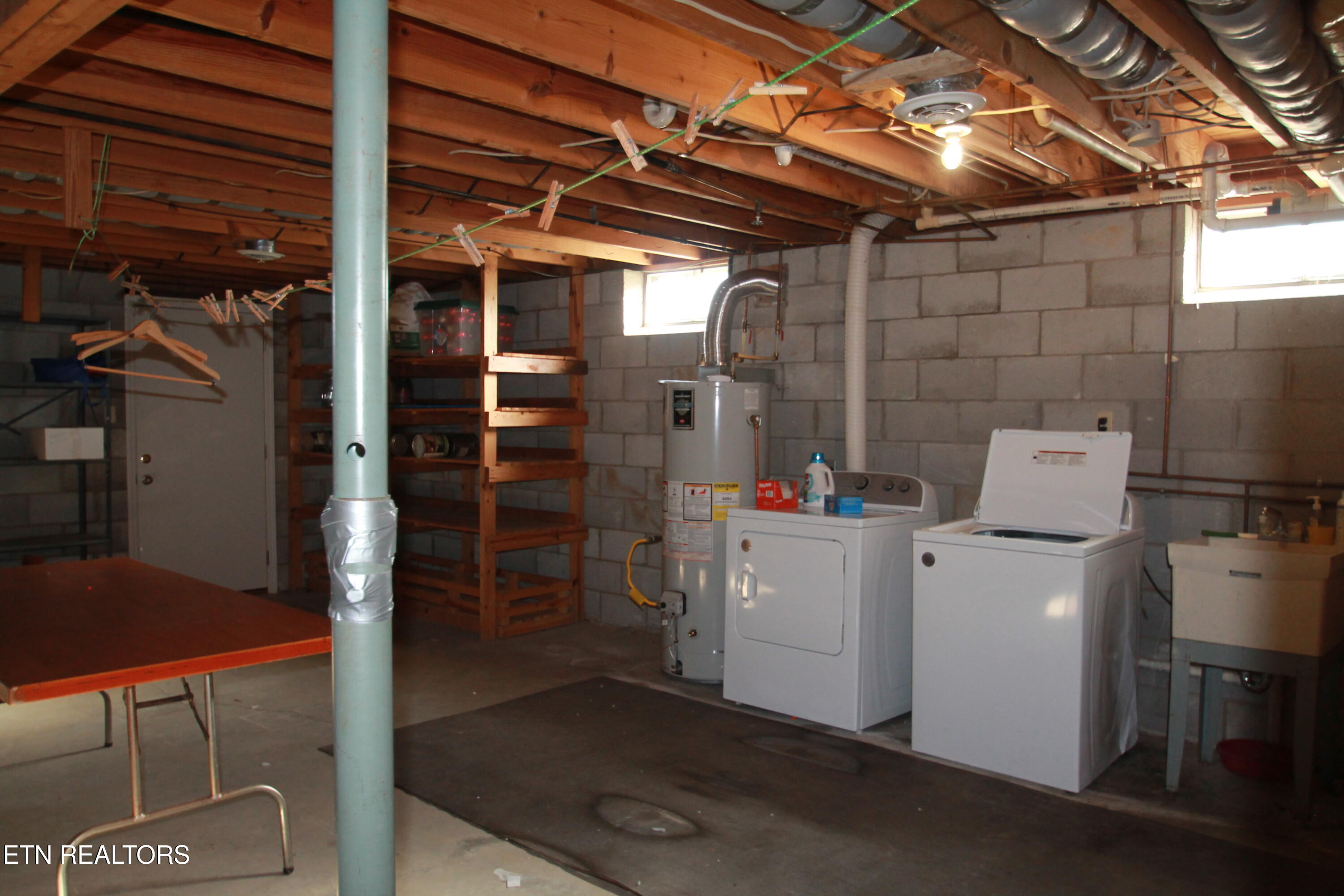 400 Alderville Rd
