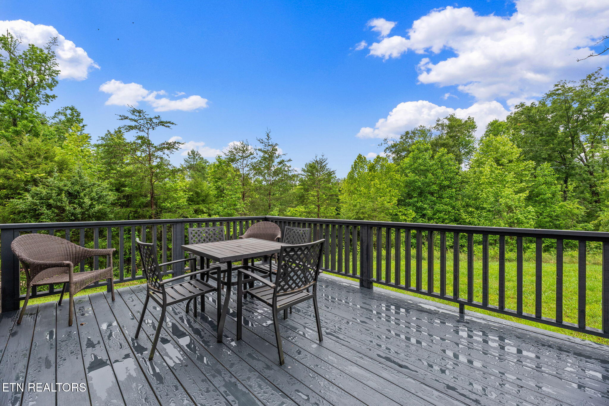 127 Mistletoeberry Rd
