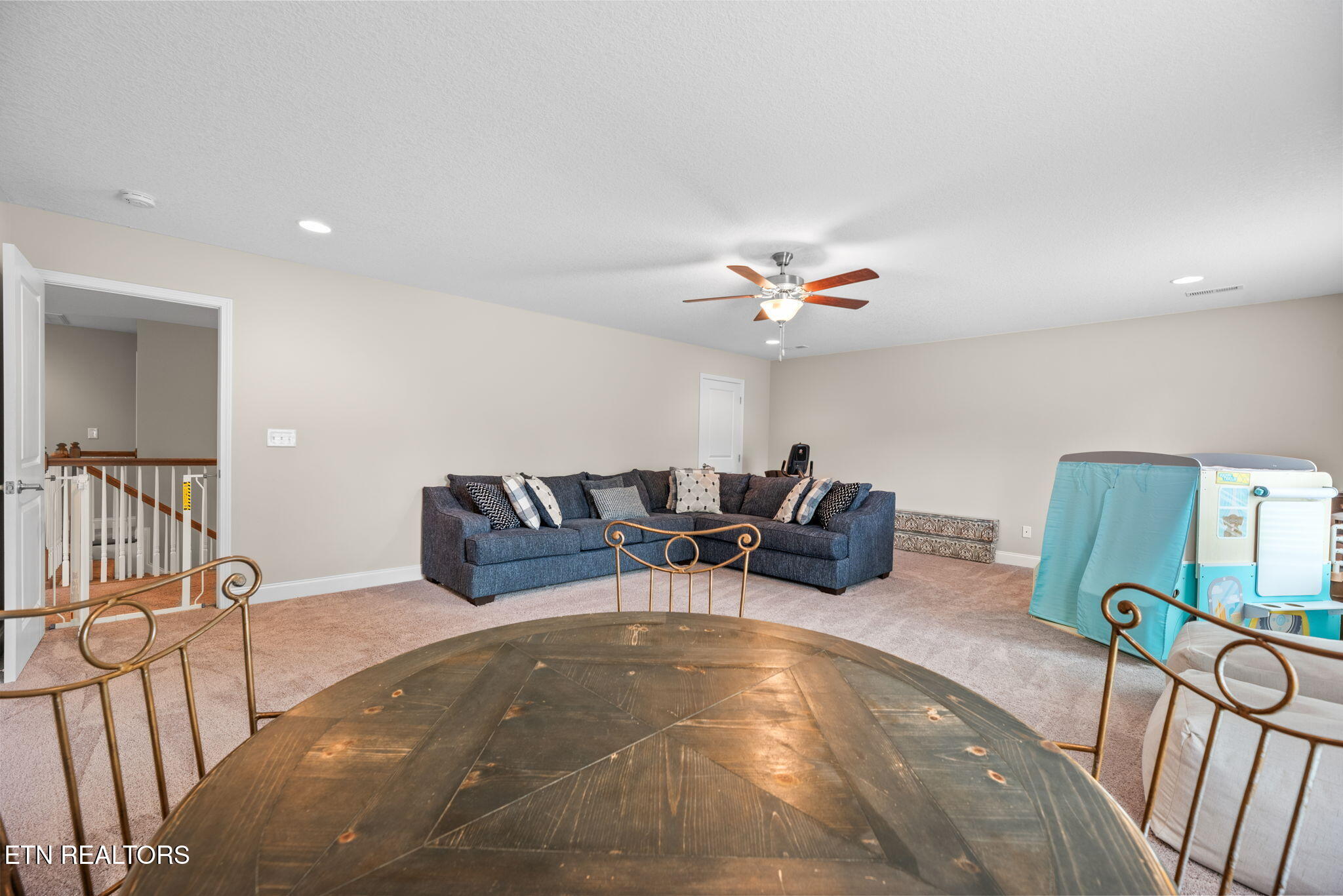 127 Mistletoeberry Rd