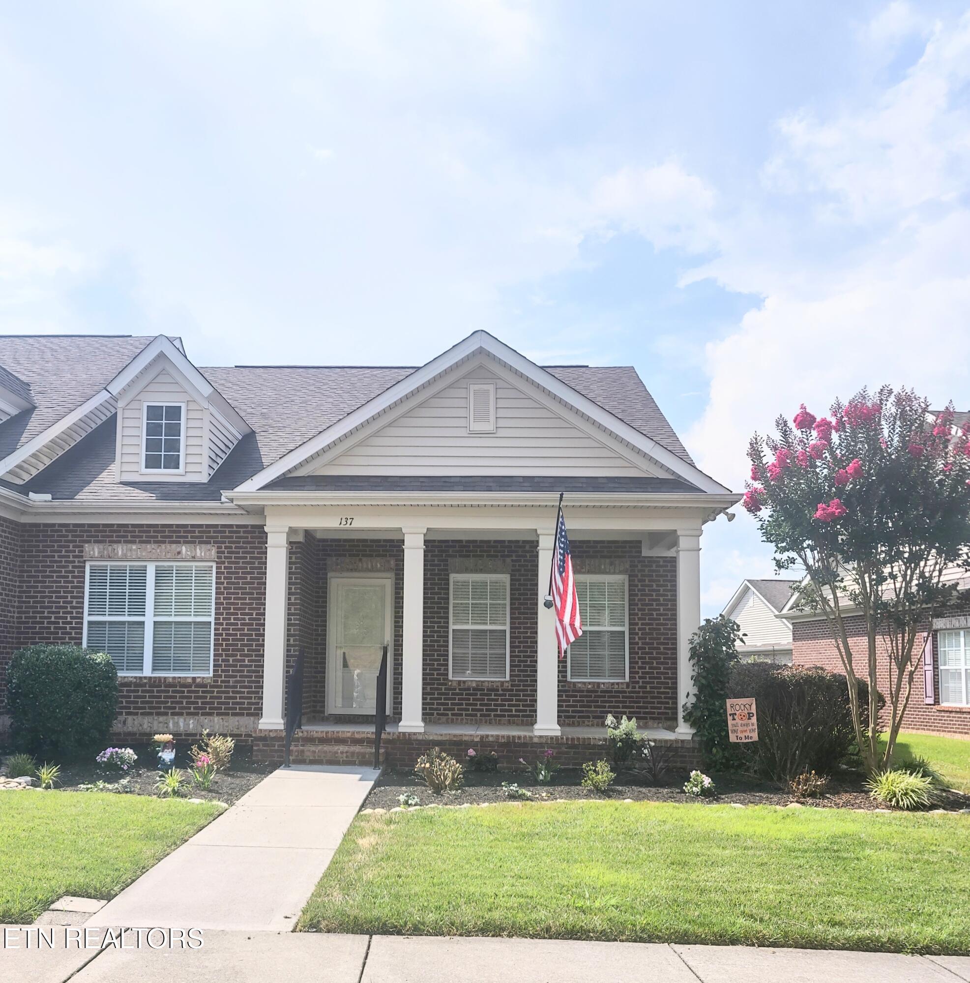 137 Hatleyberry St
