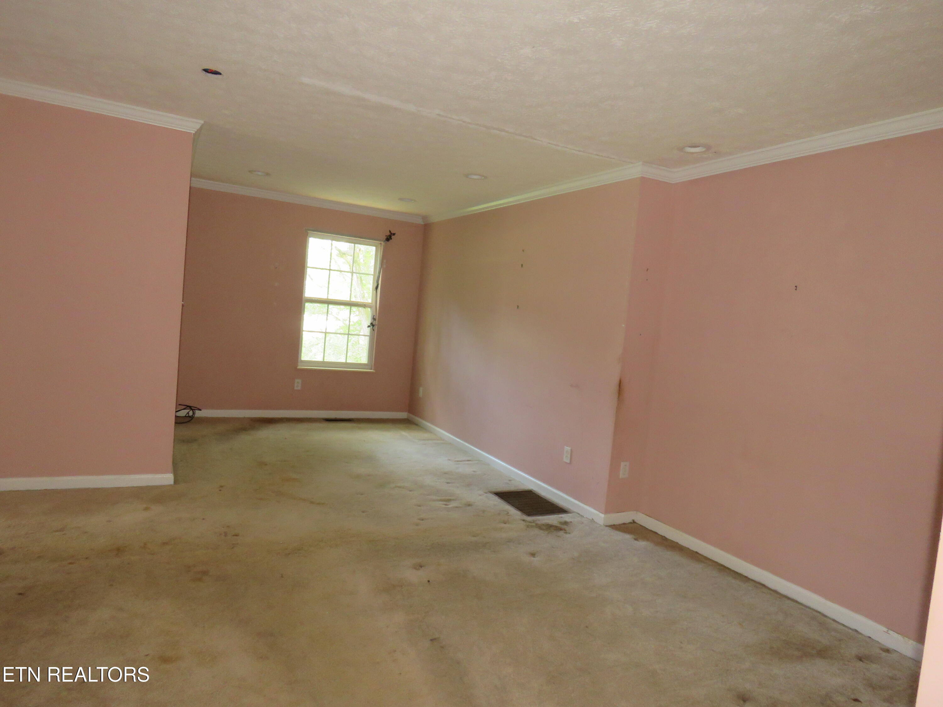 315 Dell Rd