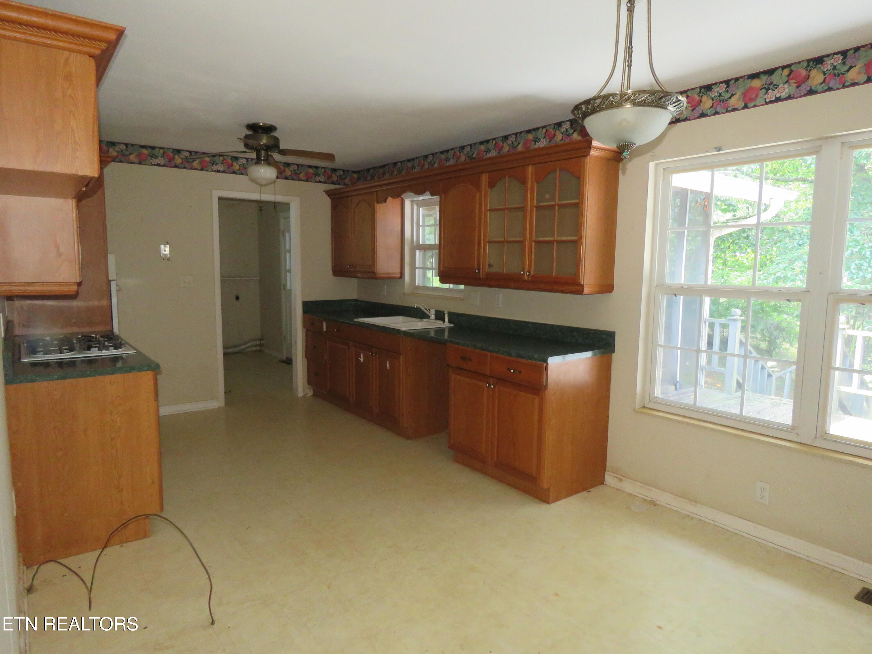 315 Dell Rd