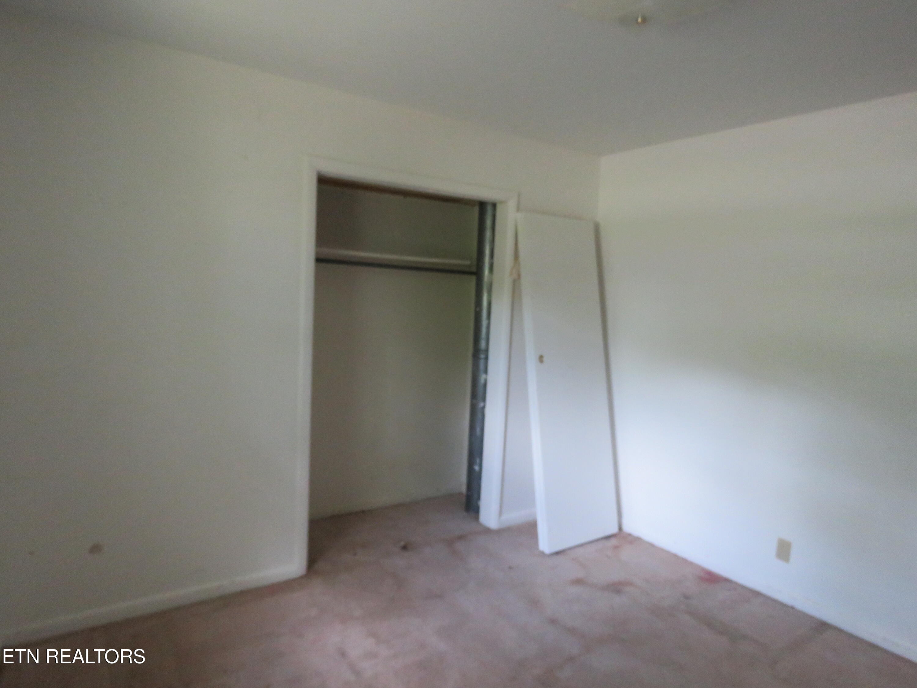 315 Dell Rd