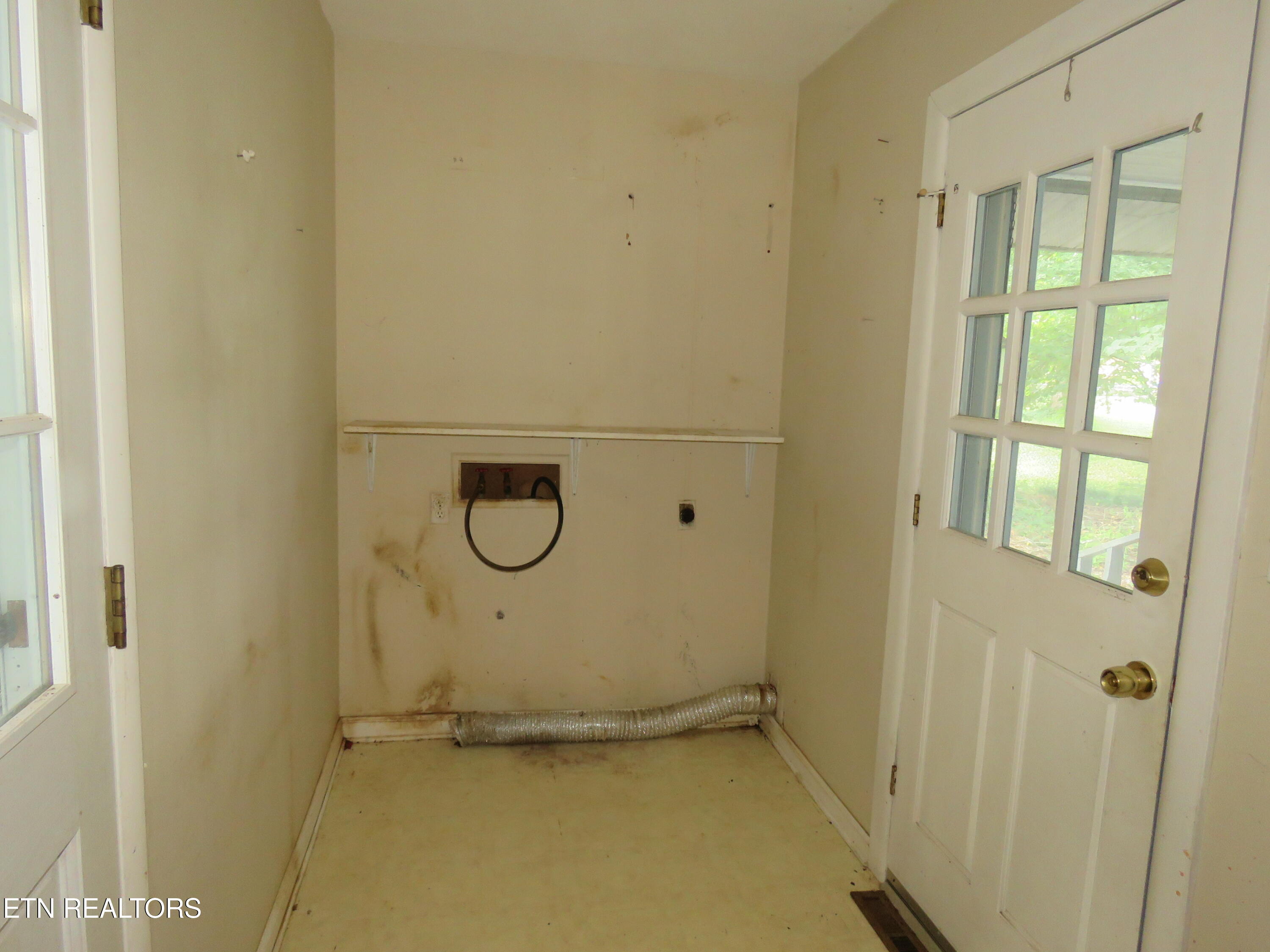 315 Dell Rd