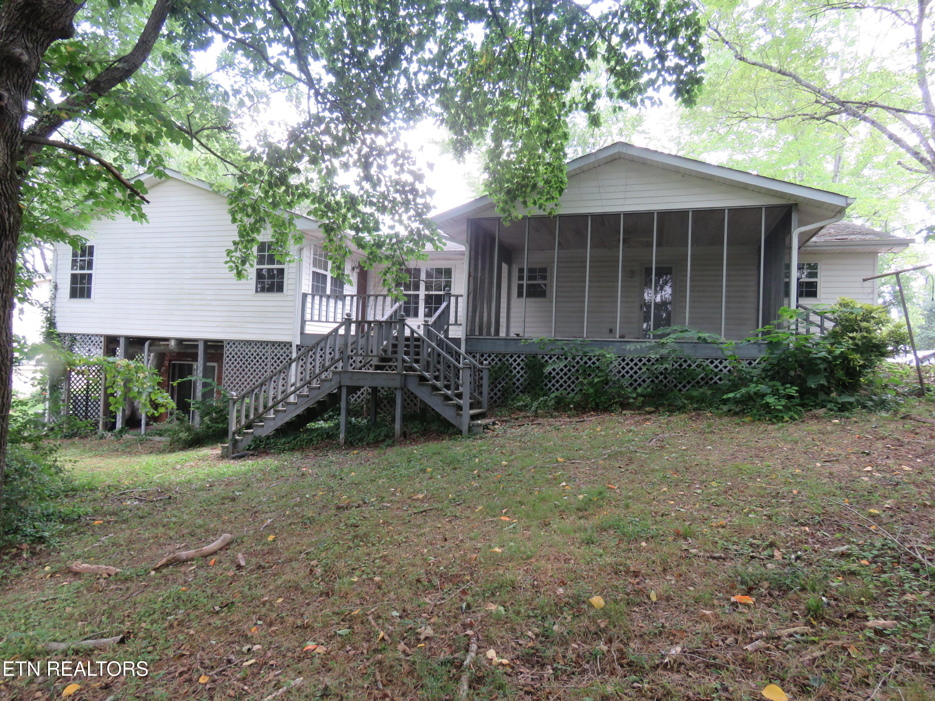 315 Dell Rd