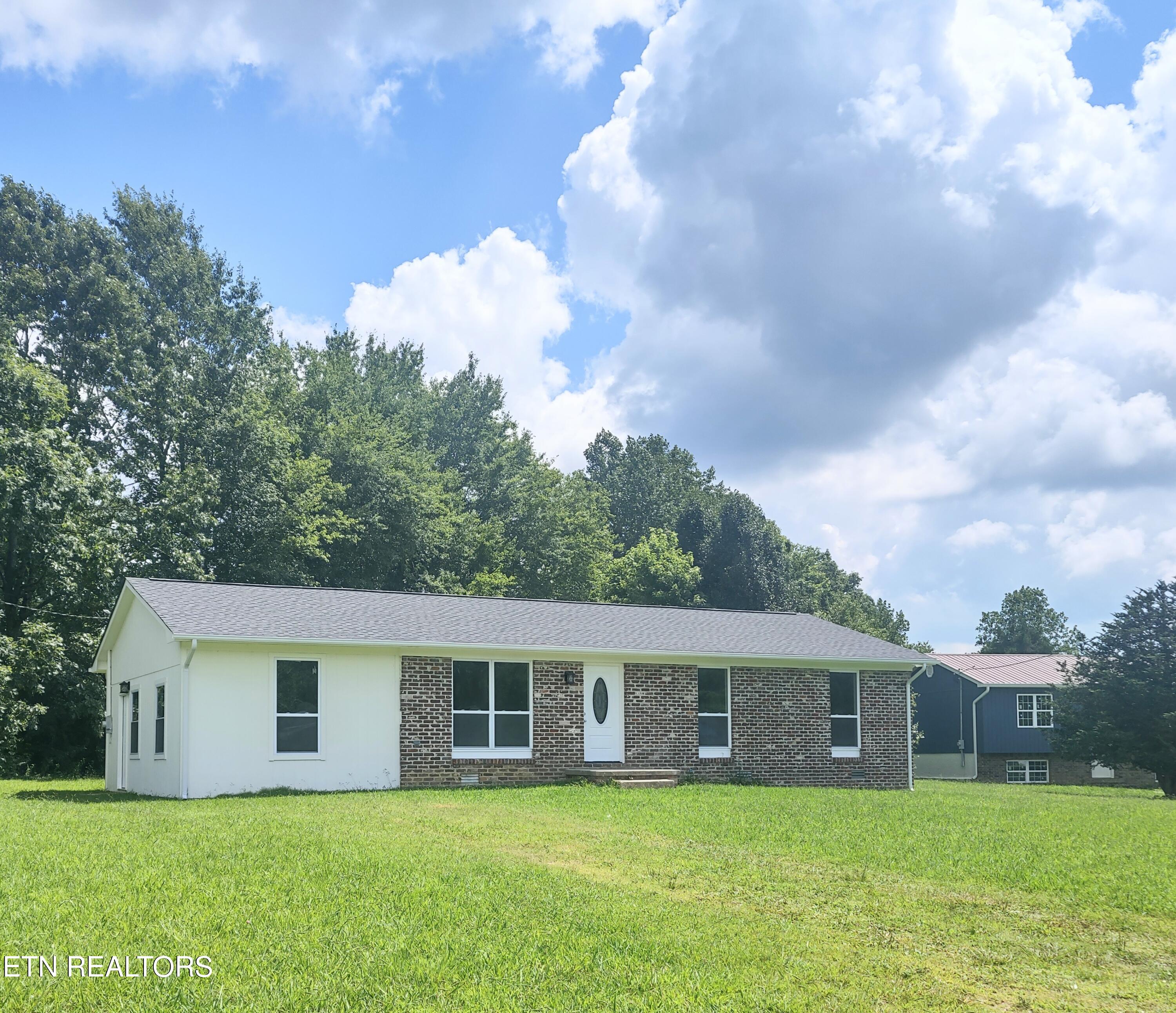 103 Susack Lane