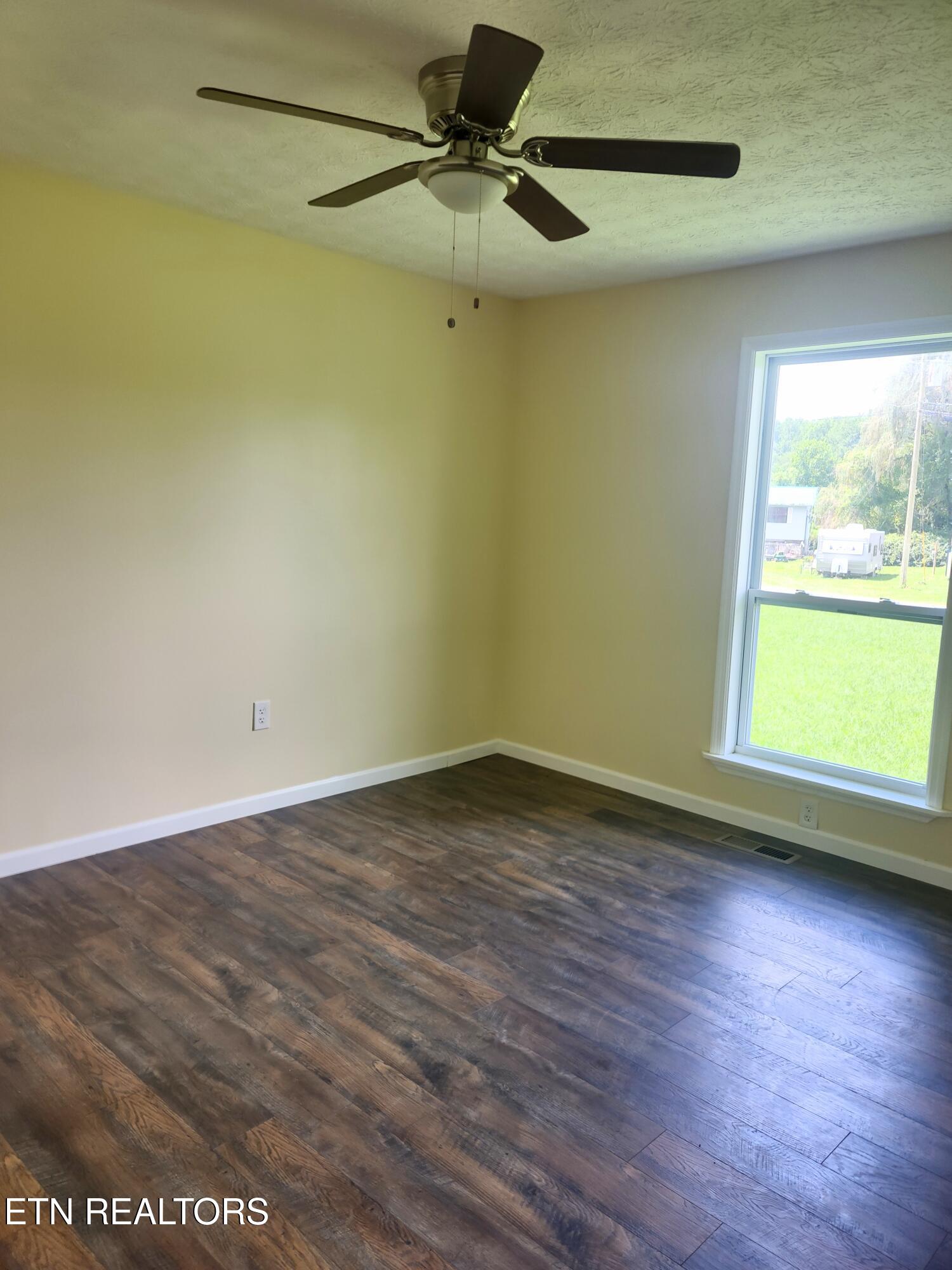103 Susack Lane