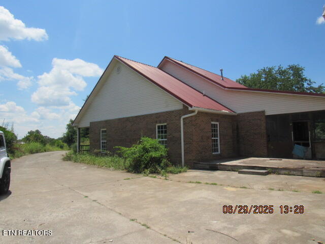 1016 Lillie Drive