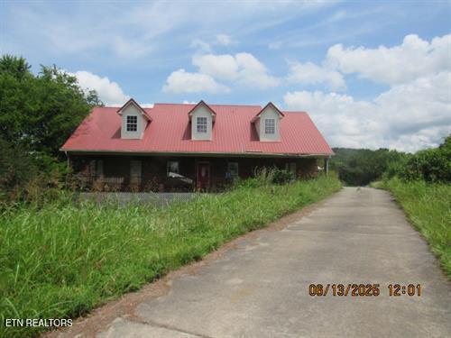 1016 Lillie Drive