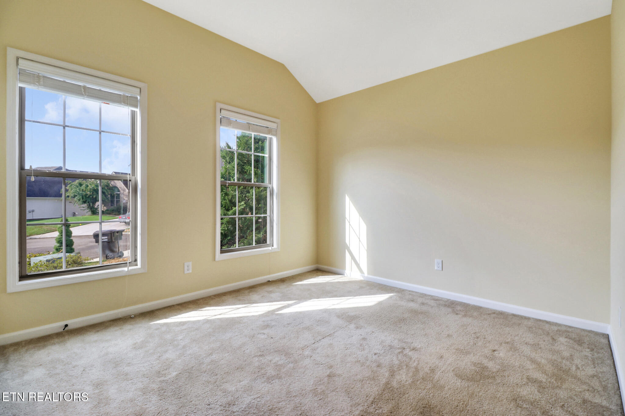 1990 Piperton Ln