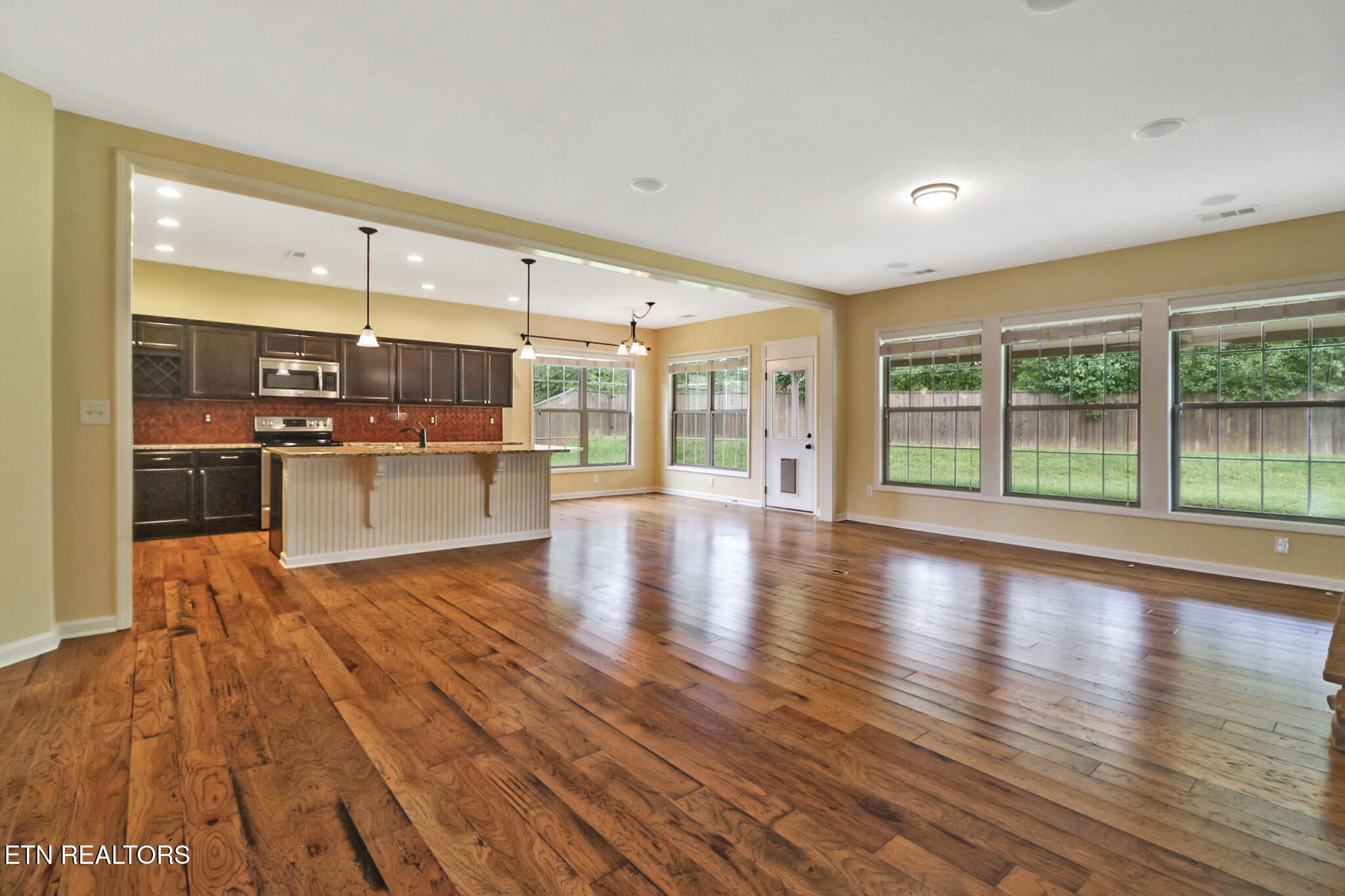 1990 Piperton Ln