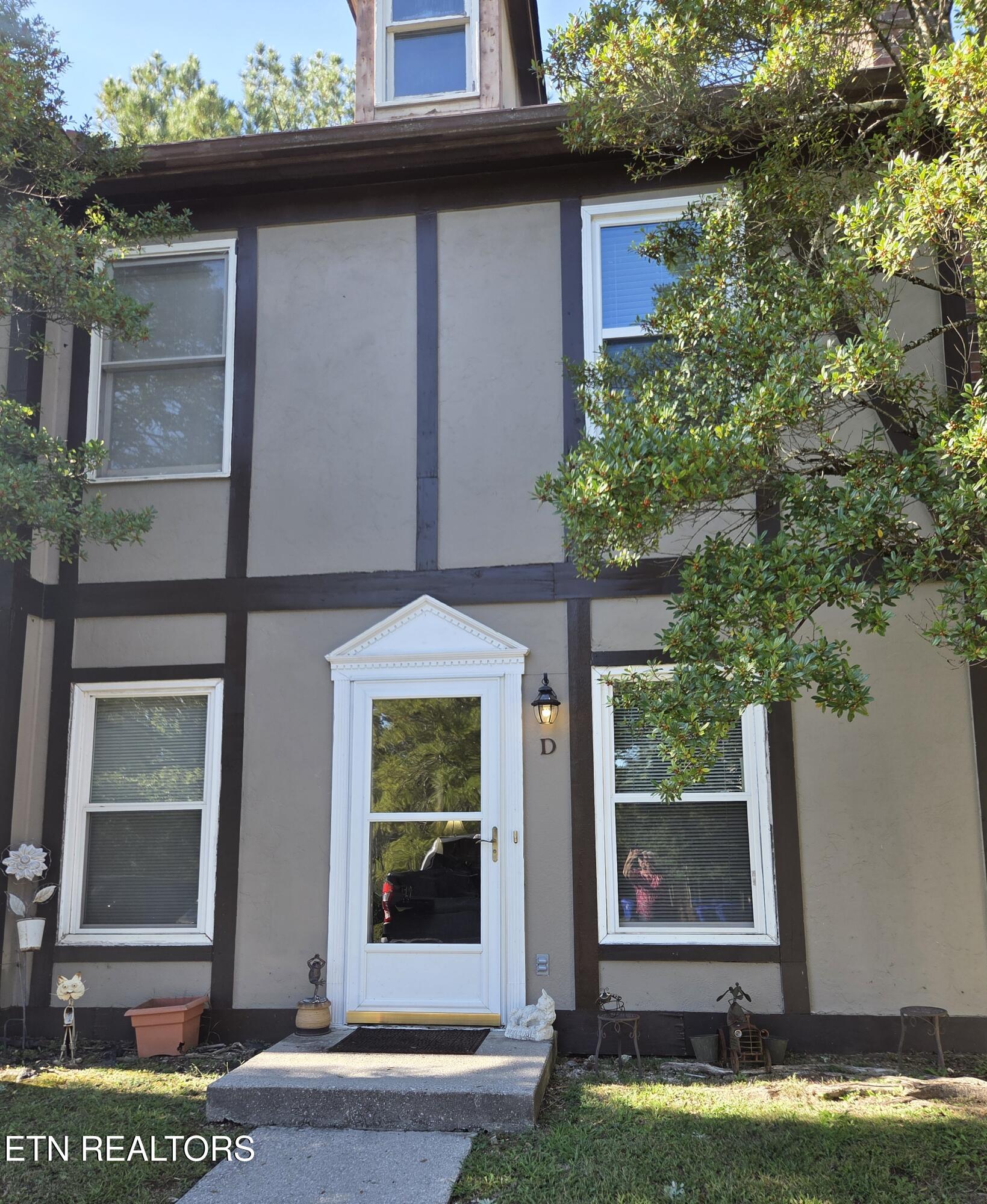 125 Arcadia Lane D