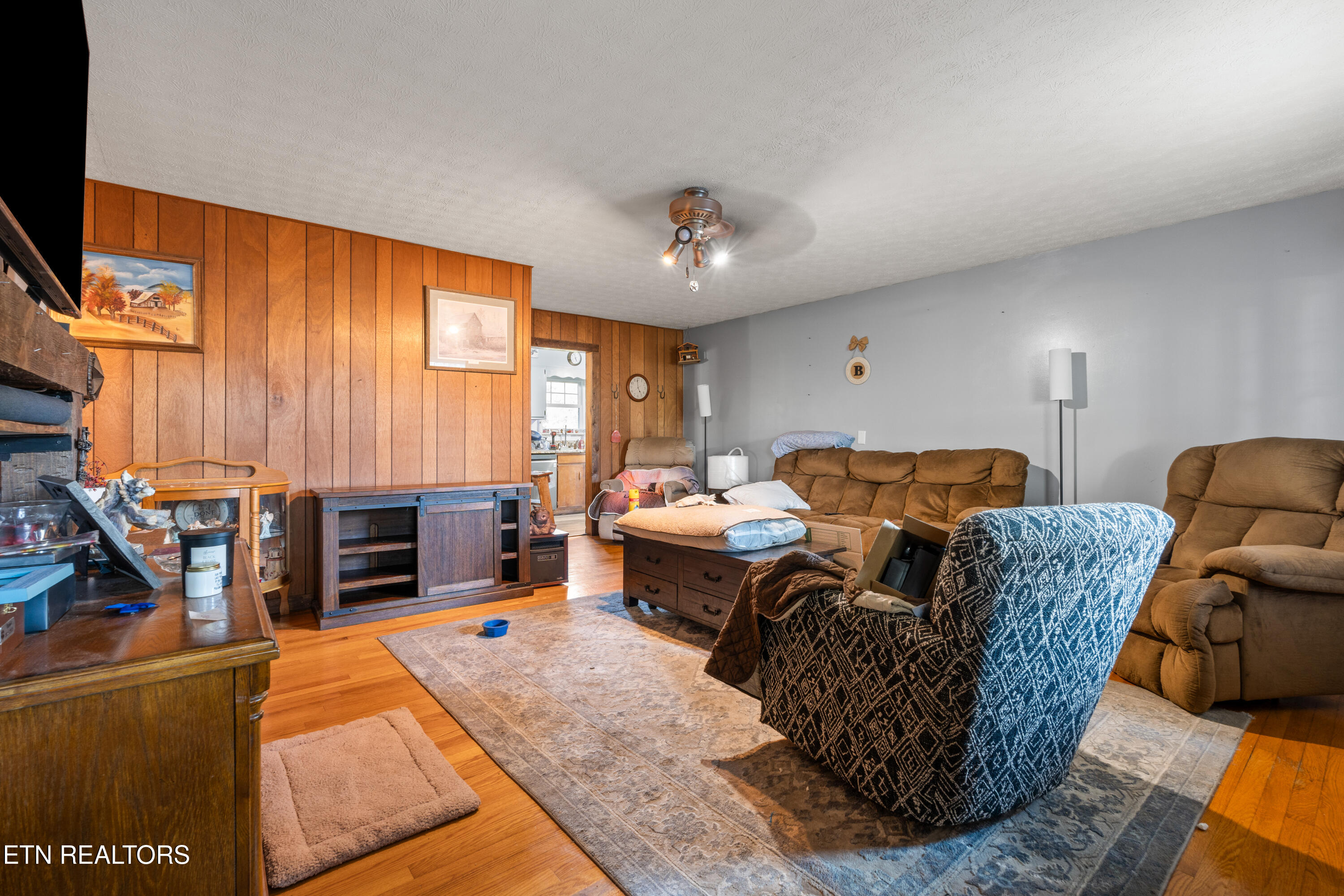 122 Shelby Loop