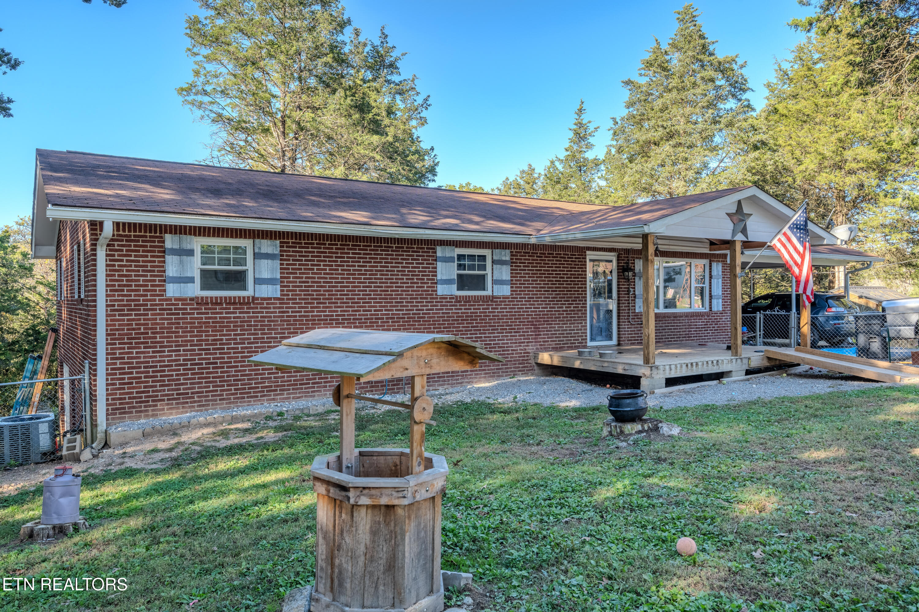 122 Shelby Loop