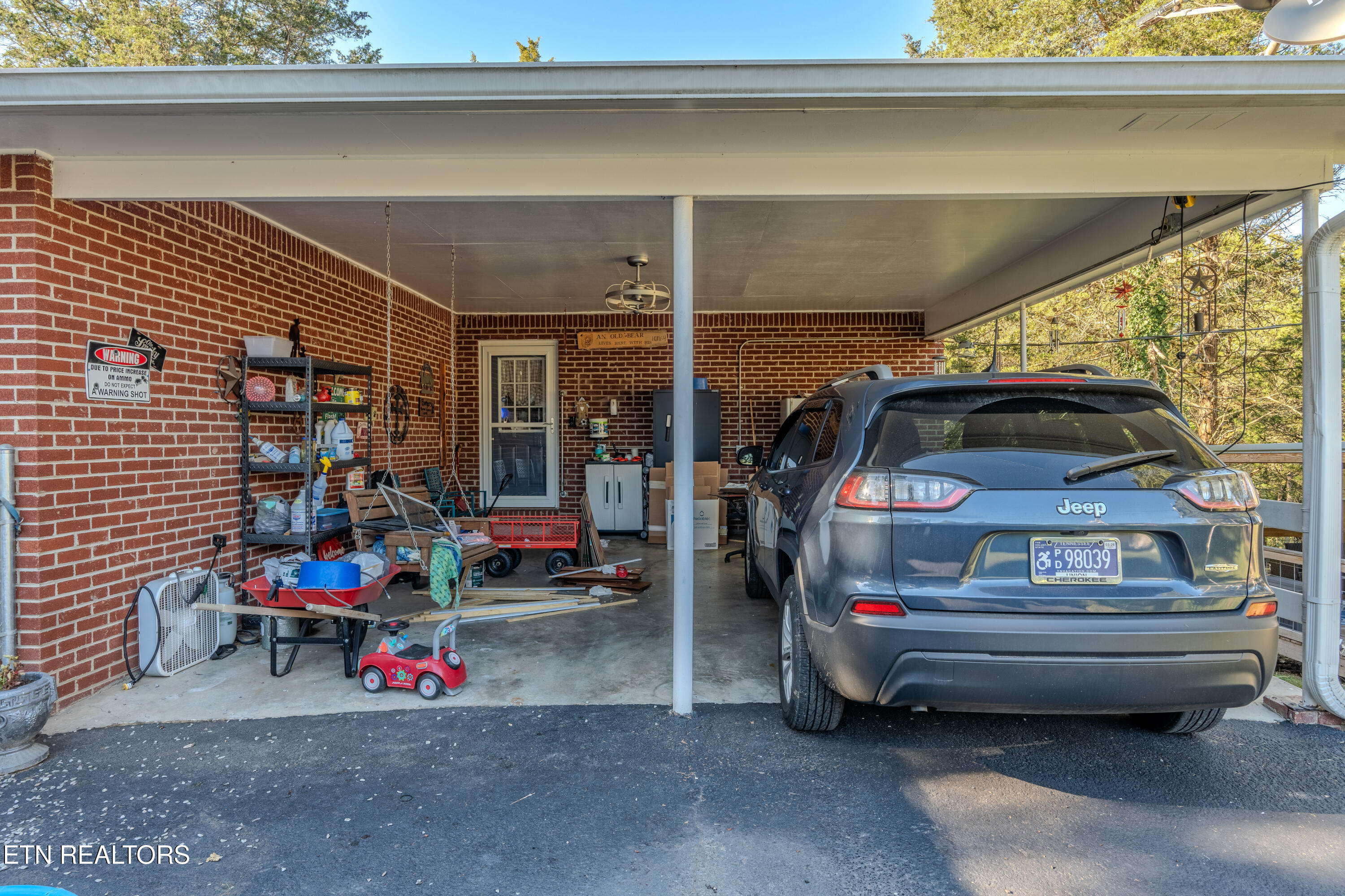 122 Shelby Loop