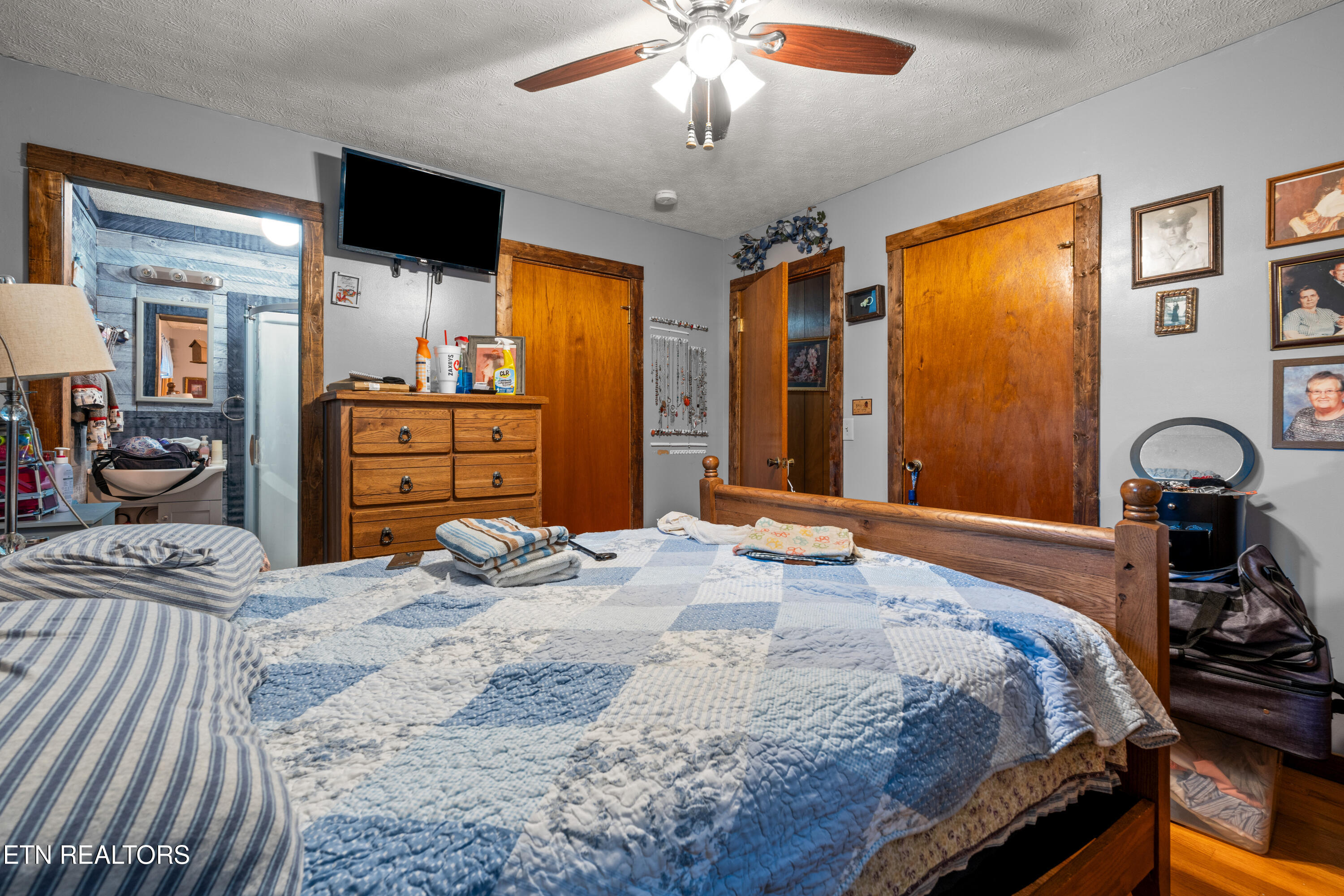 122 Shelby Loop