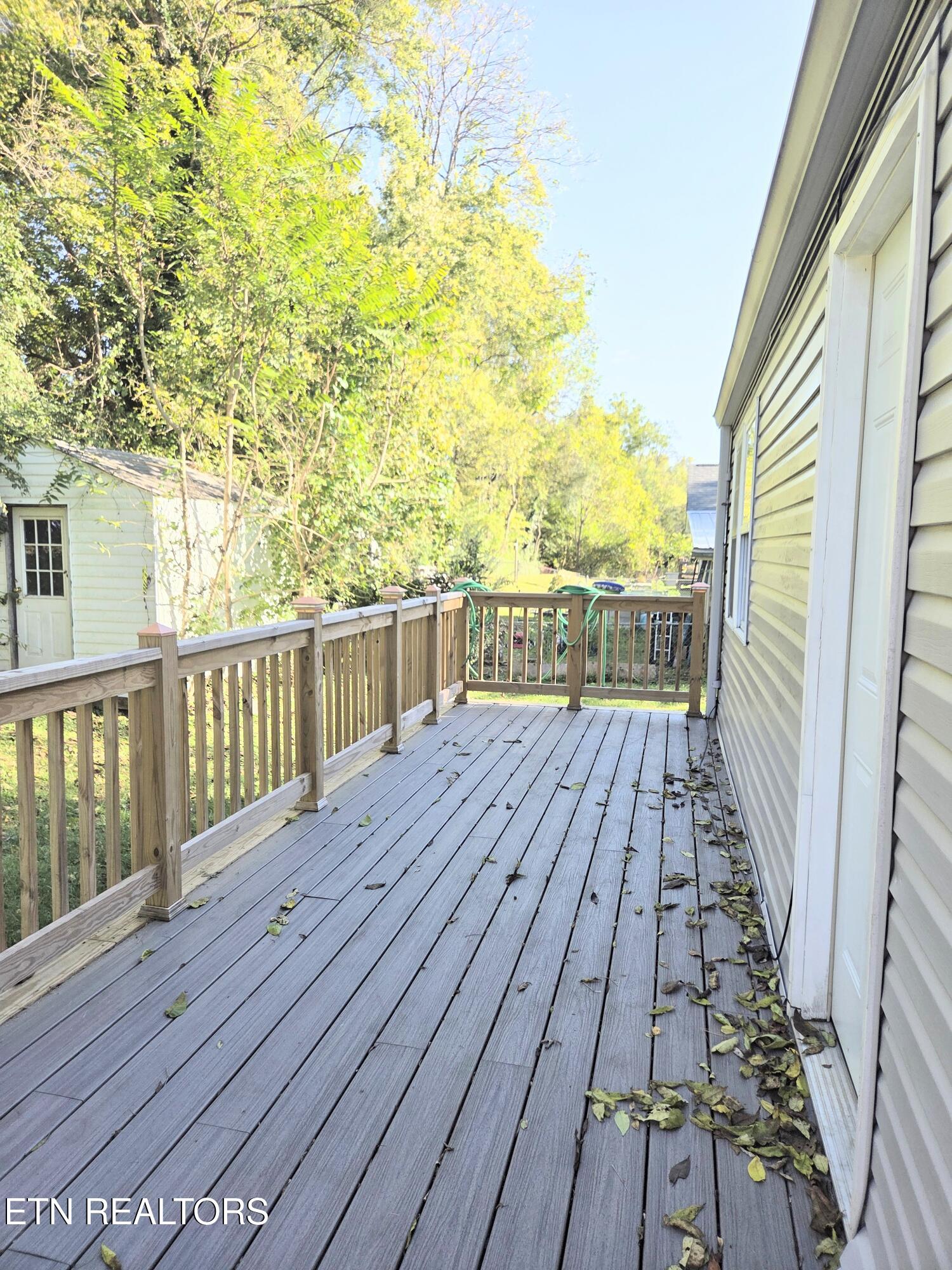 102 Nesper Rd