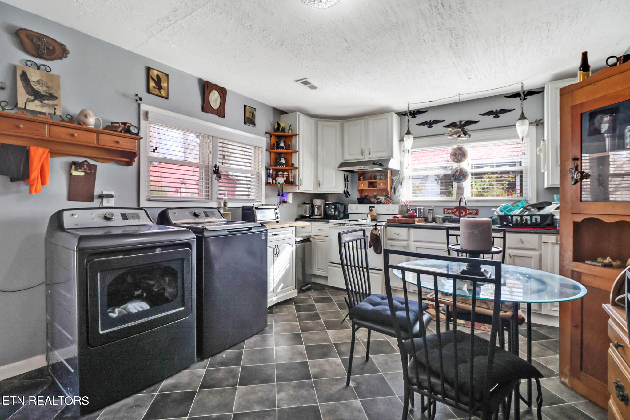 5659 Matlock Drive