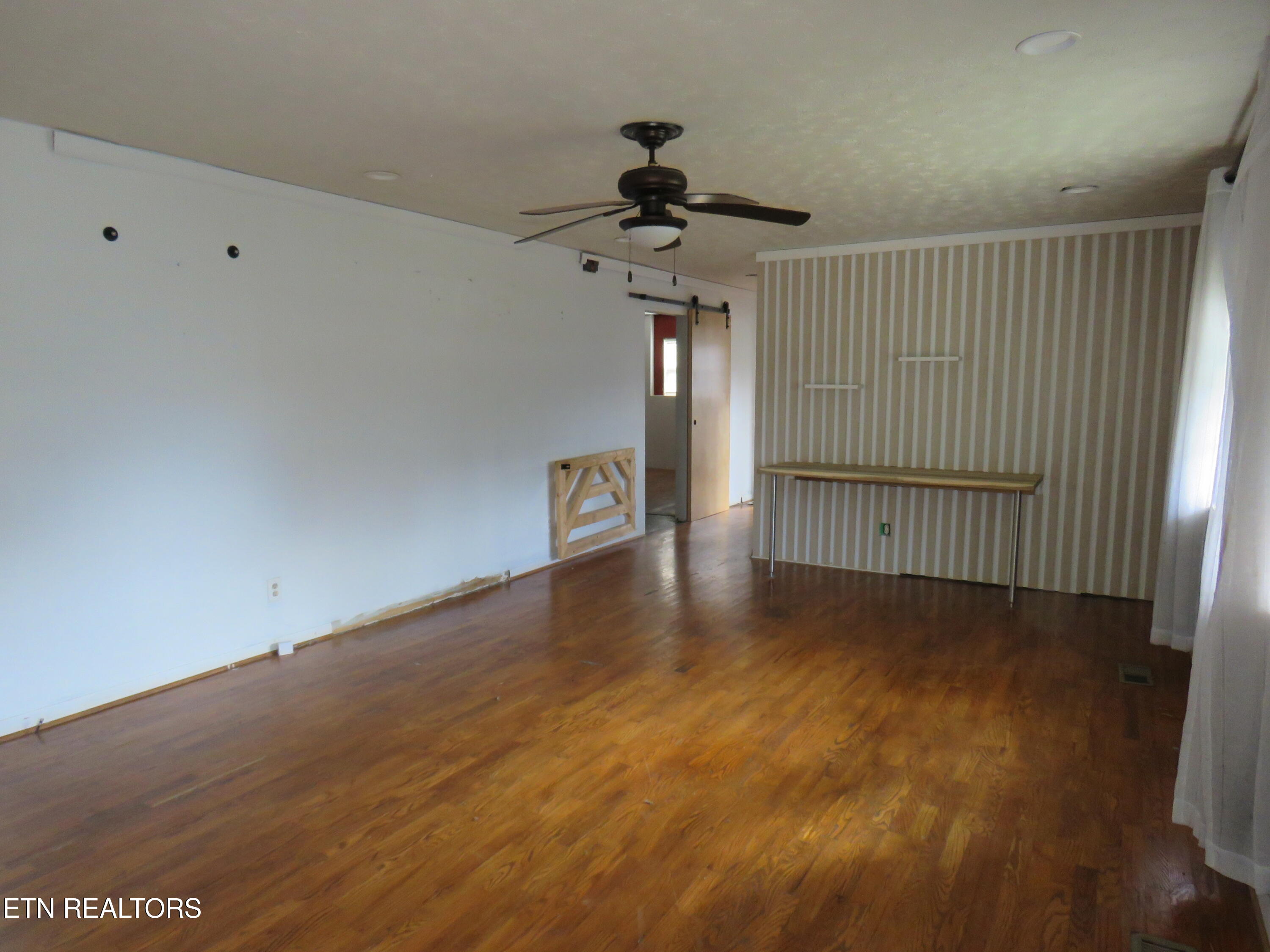 4330 Fulton Rd