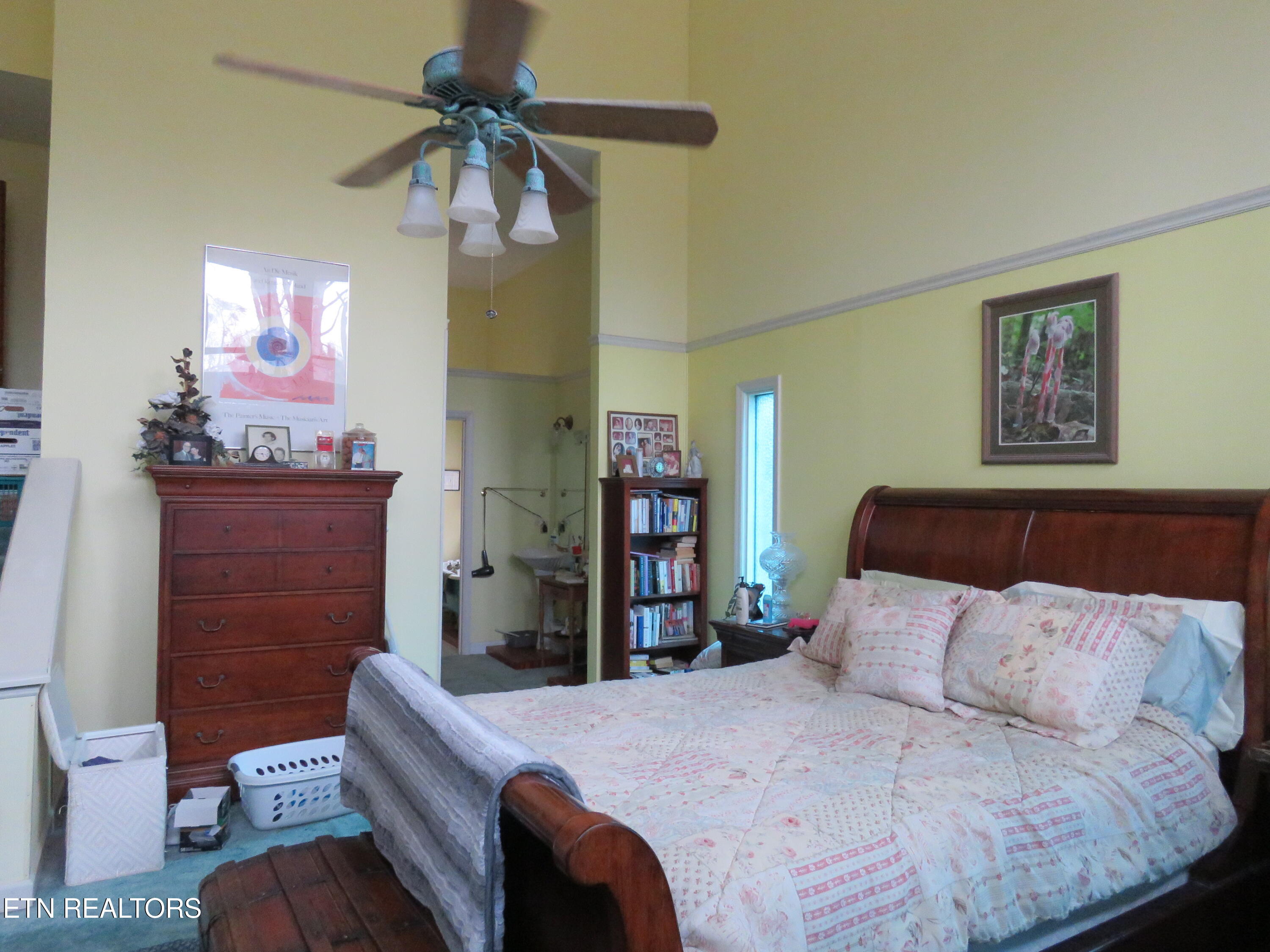 113 Chestnut Hill Rd