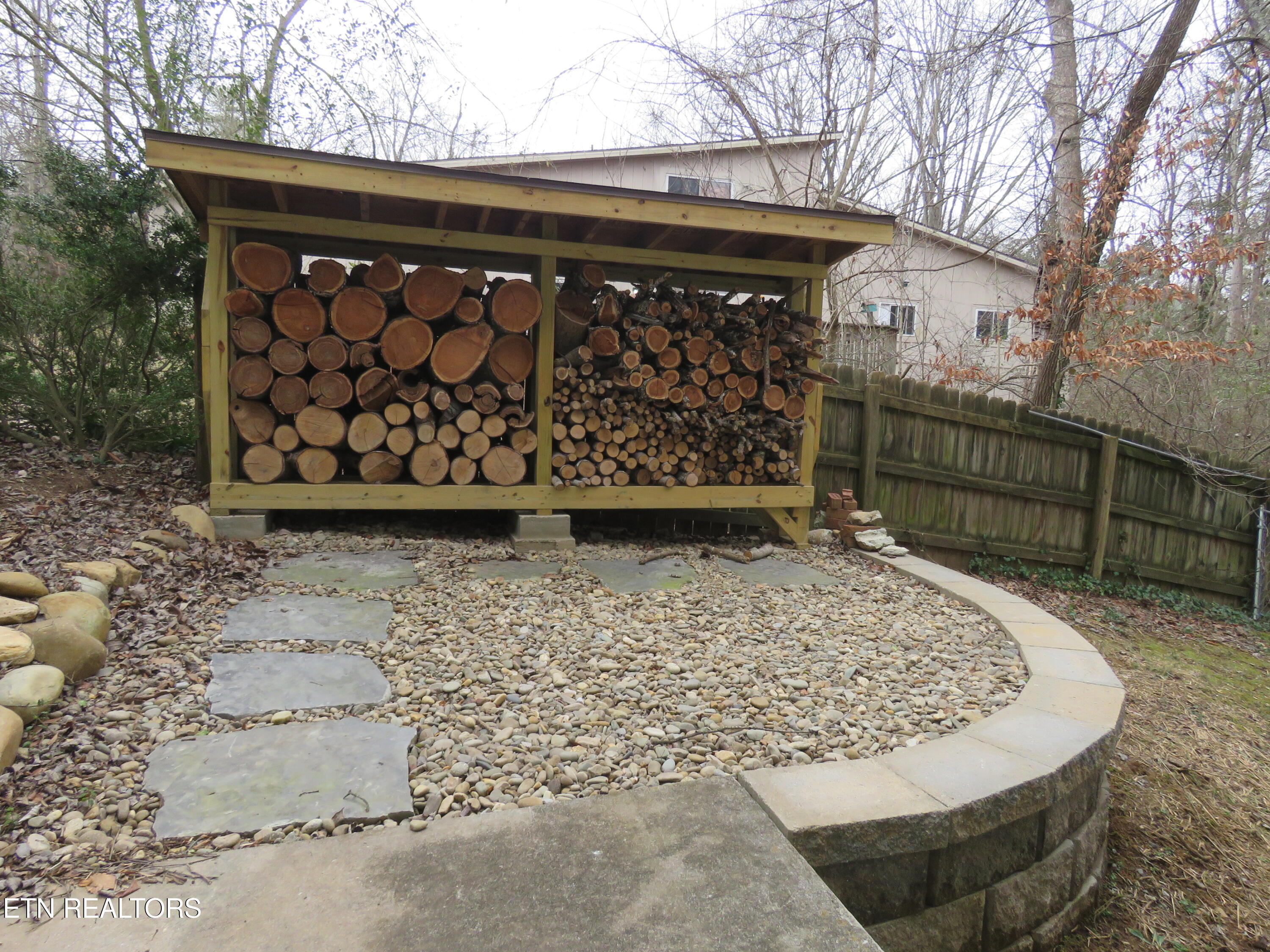 113 Chestnut Hill Rd