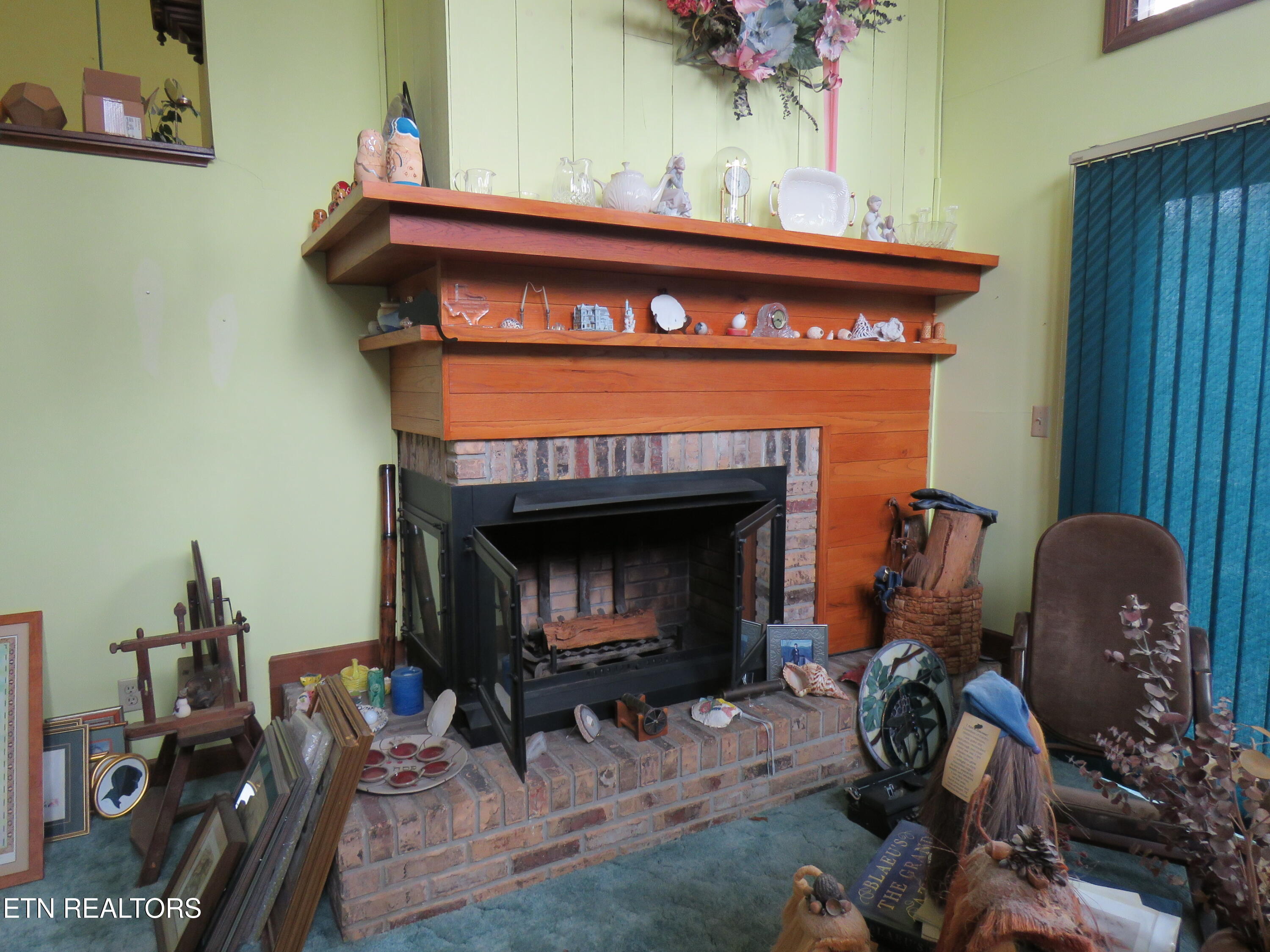 113 Chestnut Hill Rd
