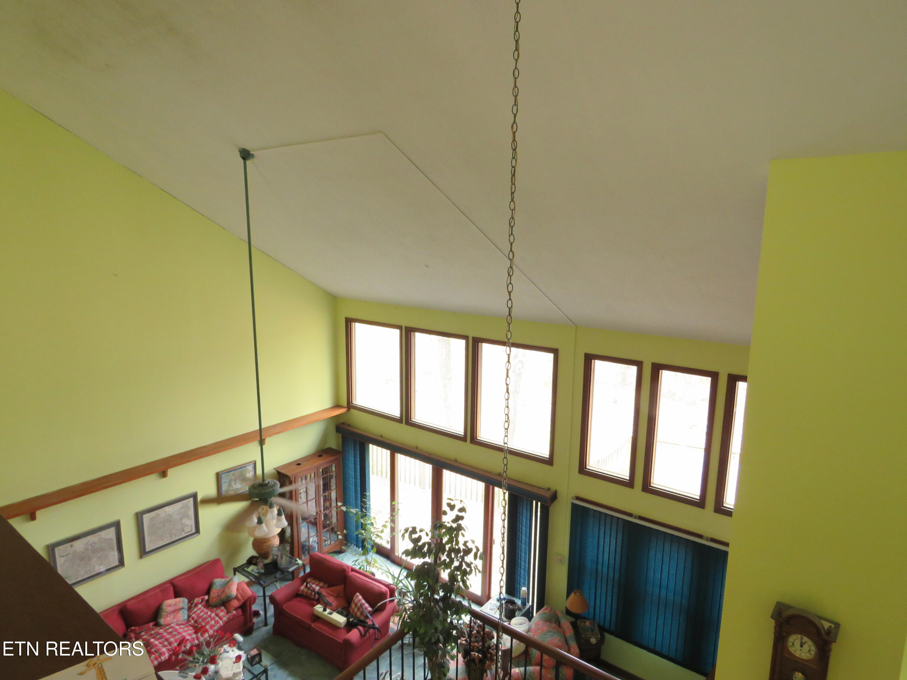 113 Chestnut Hill Rd